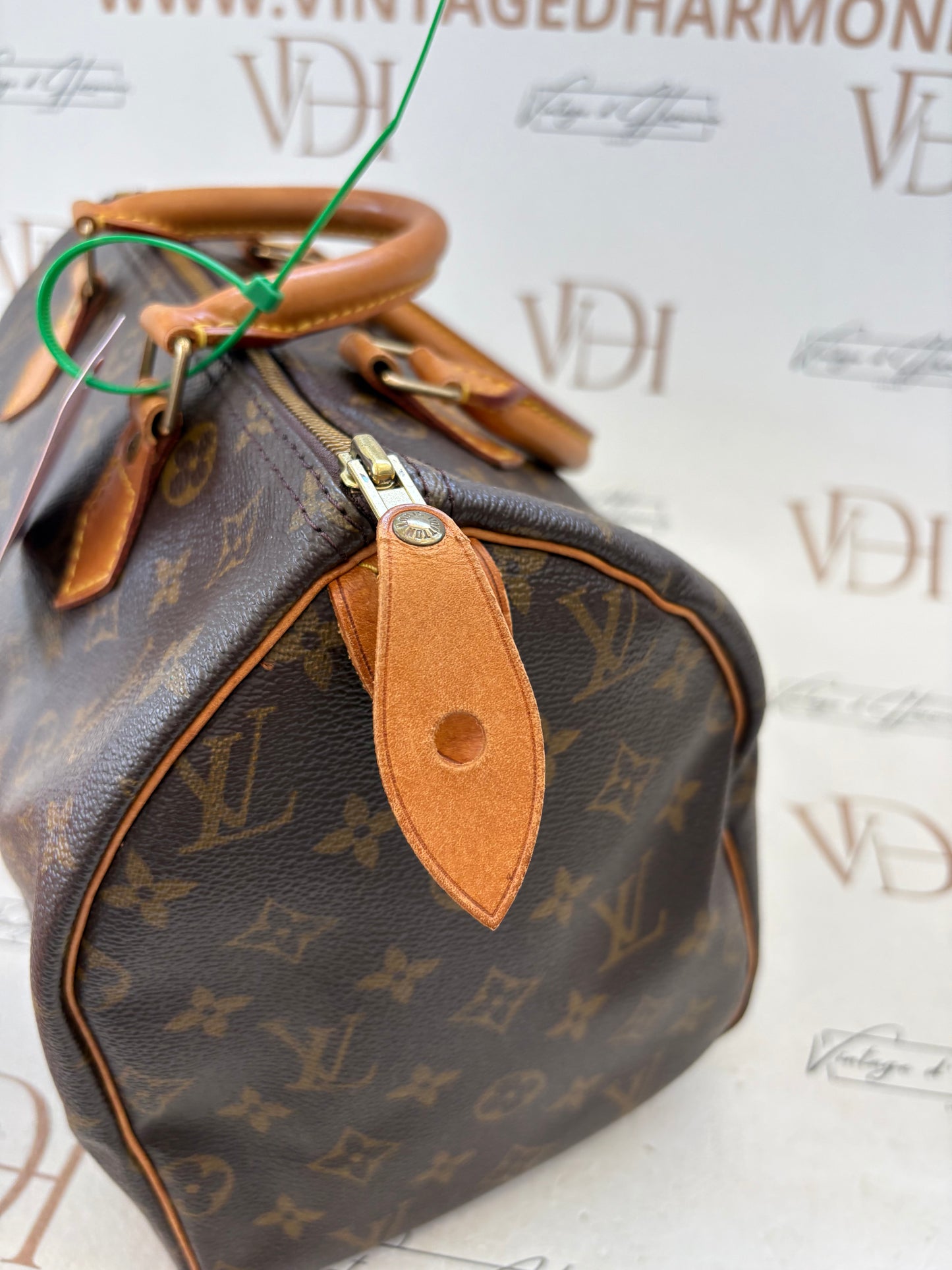017213 - Louis Vuitton Speedy 30