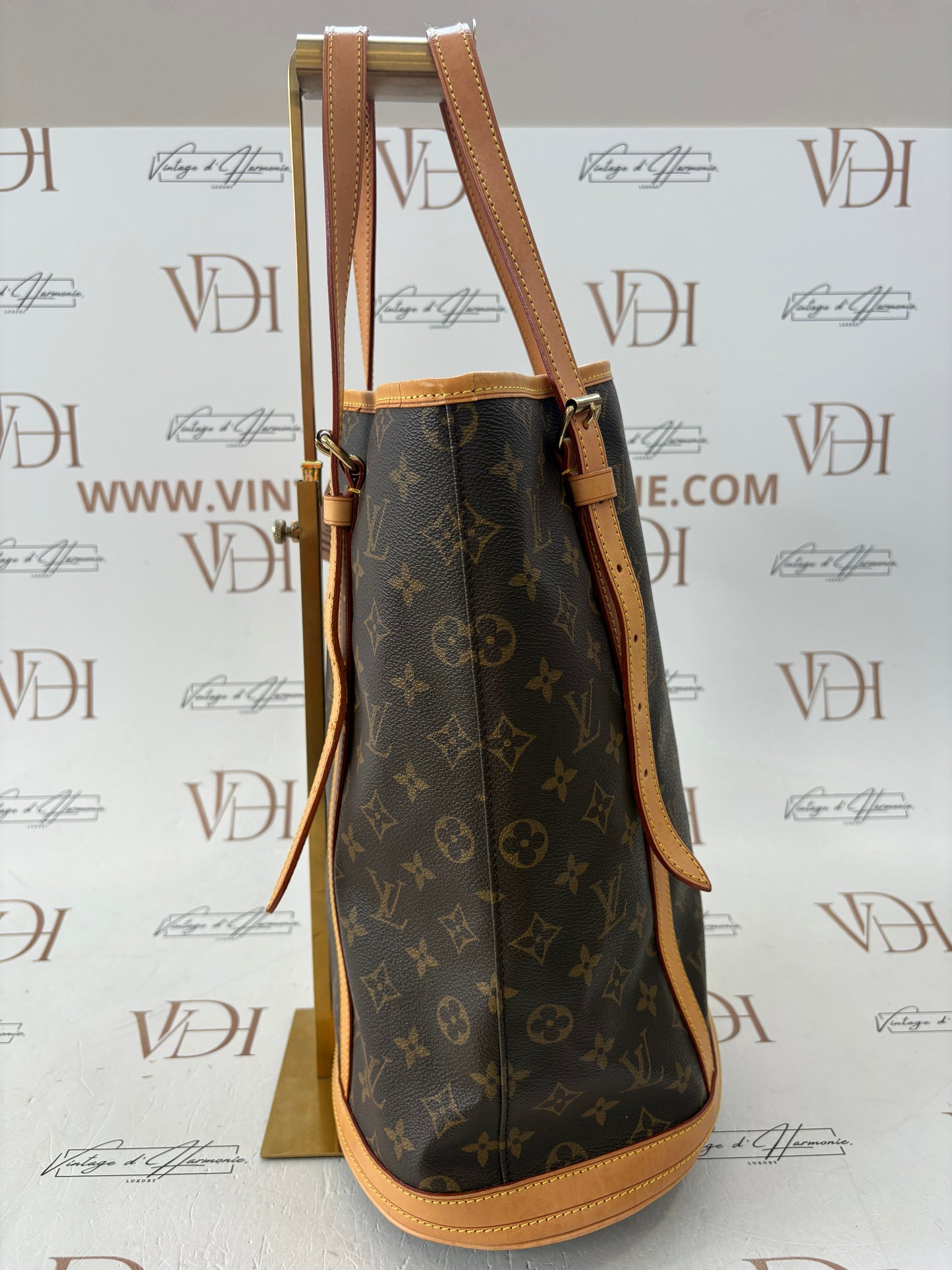 018790 - Louis Vuitton Bucket GM