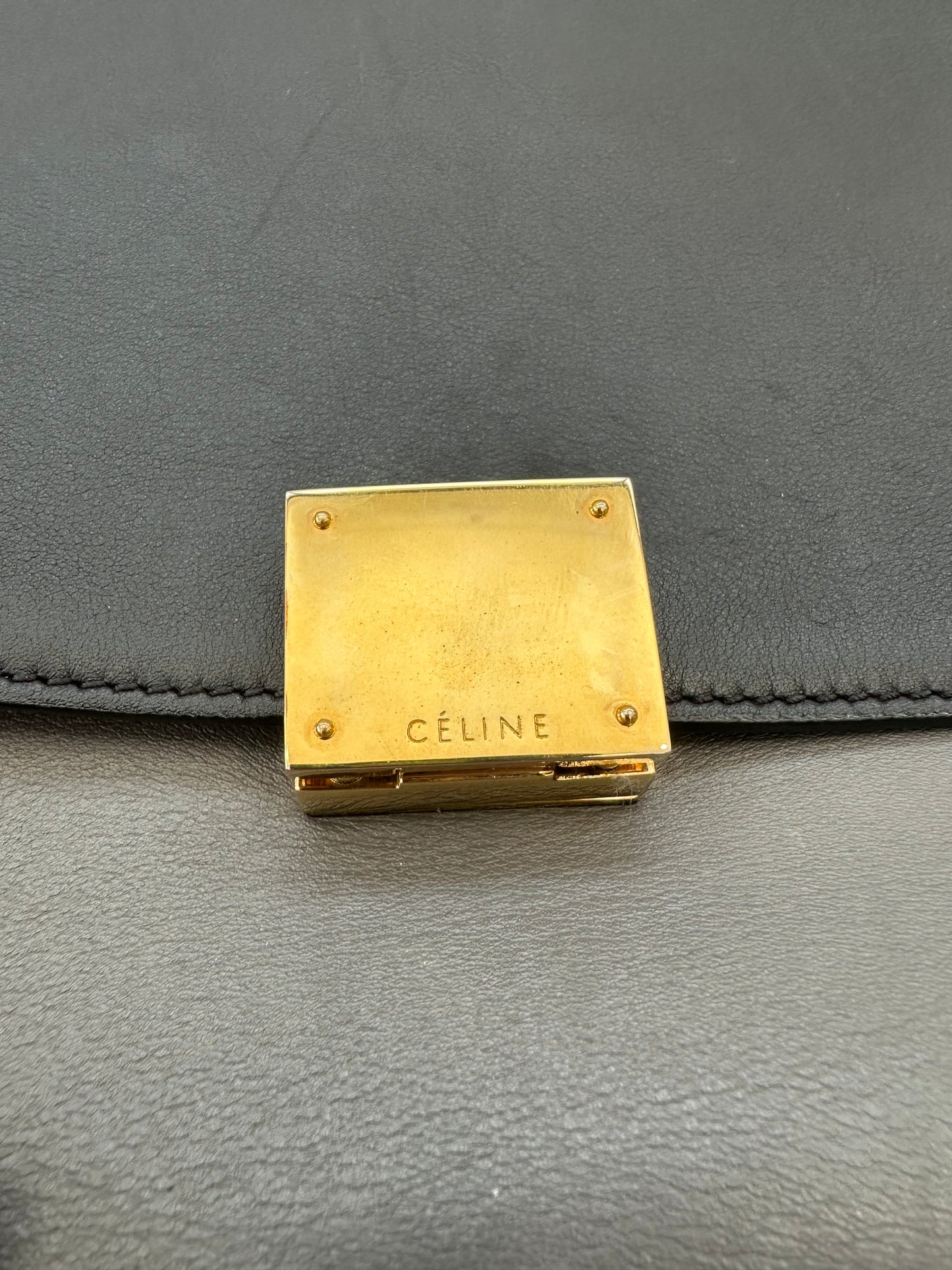 382914 - Céline Trapeze