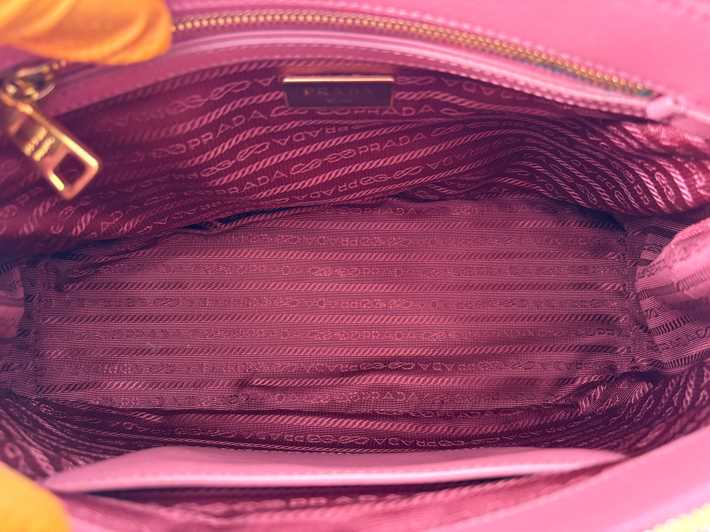 383818 - Prada Galleria Pink