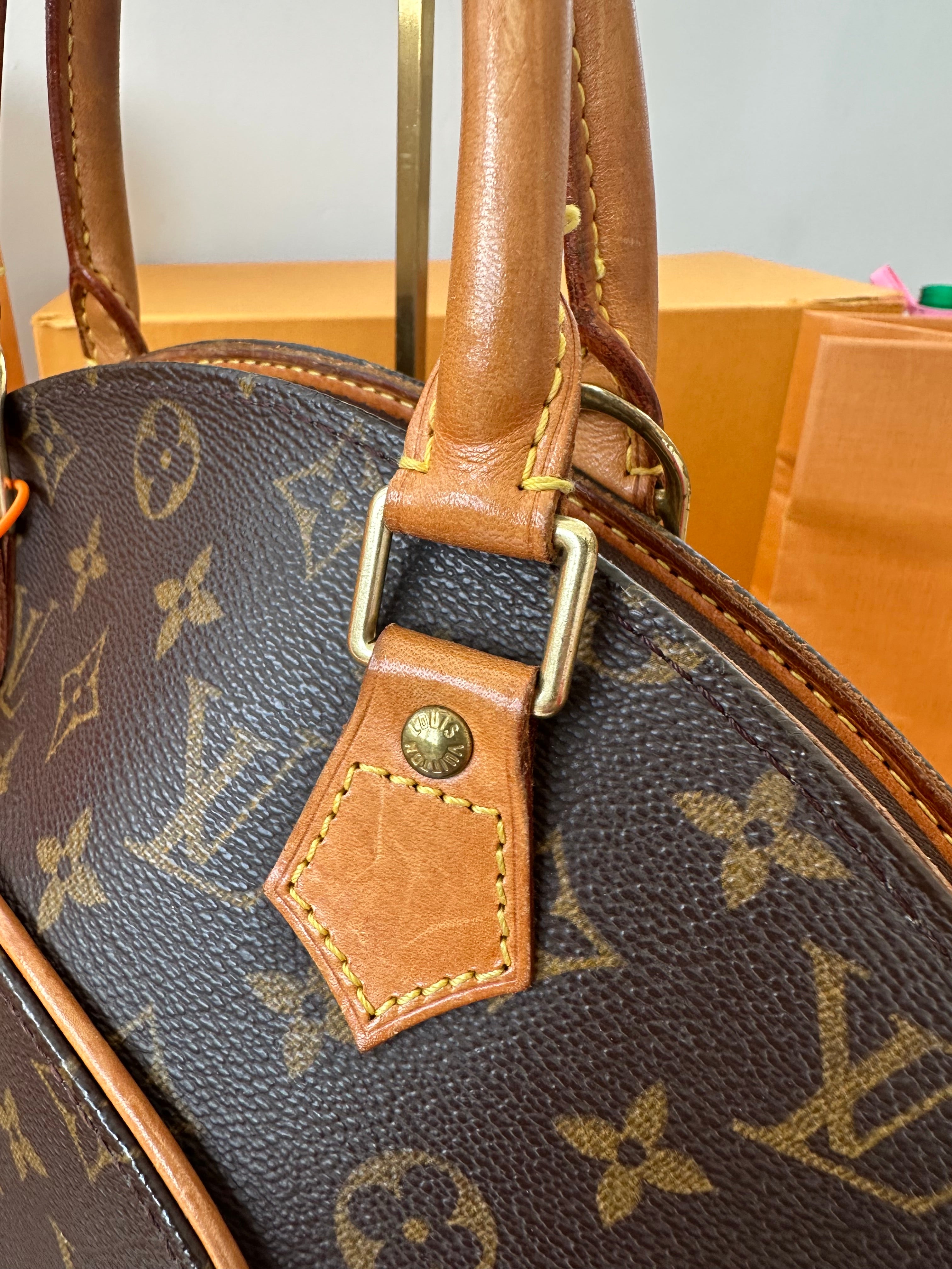 Louis Vuitton Ellipse MM