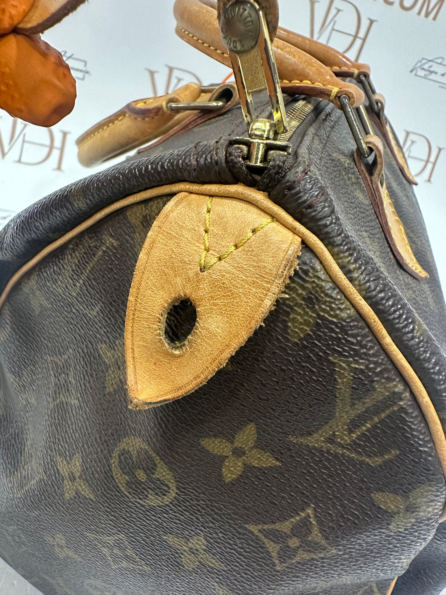 017724 - Louis Vuitton Speedy 30
