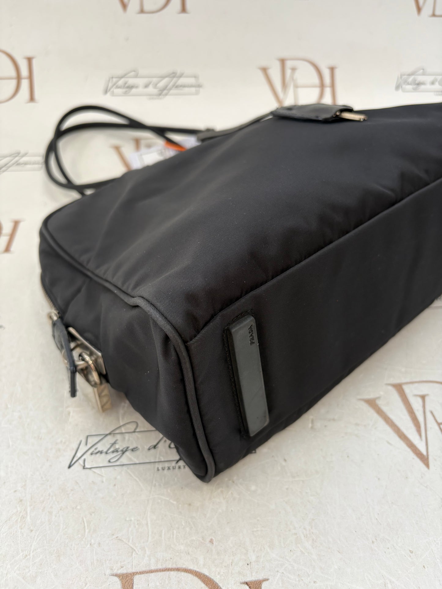018336 - Prada Tote Nylon