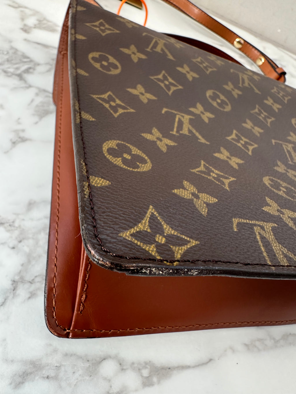 Louis Vuitton Monceau 28