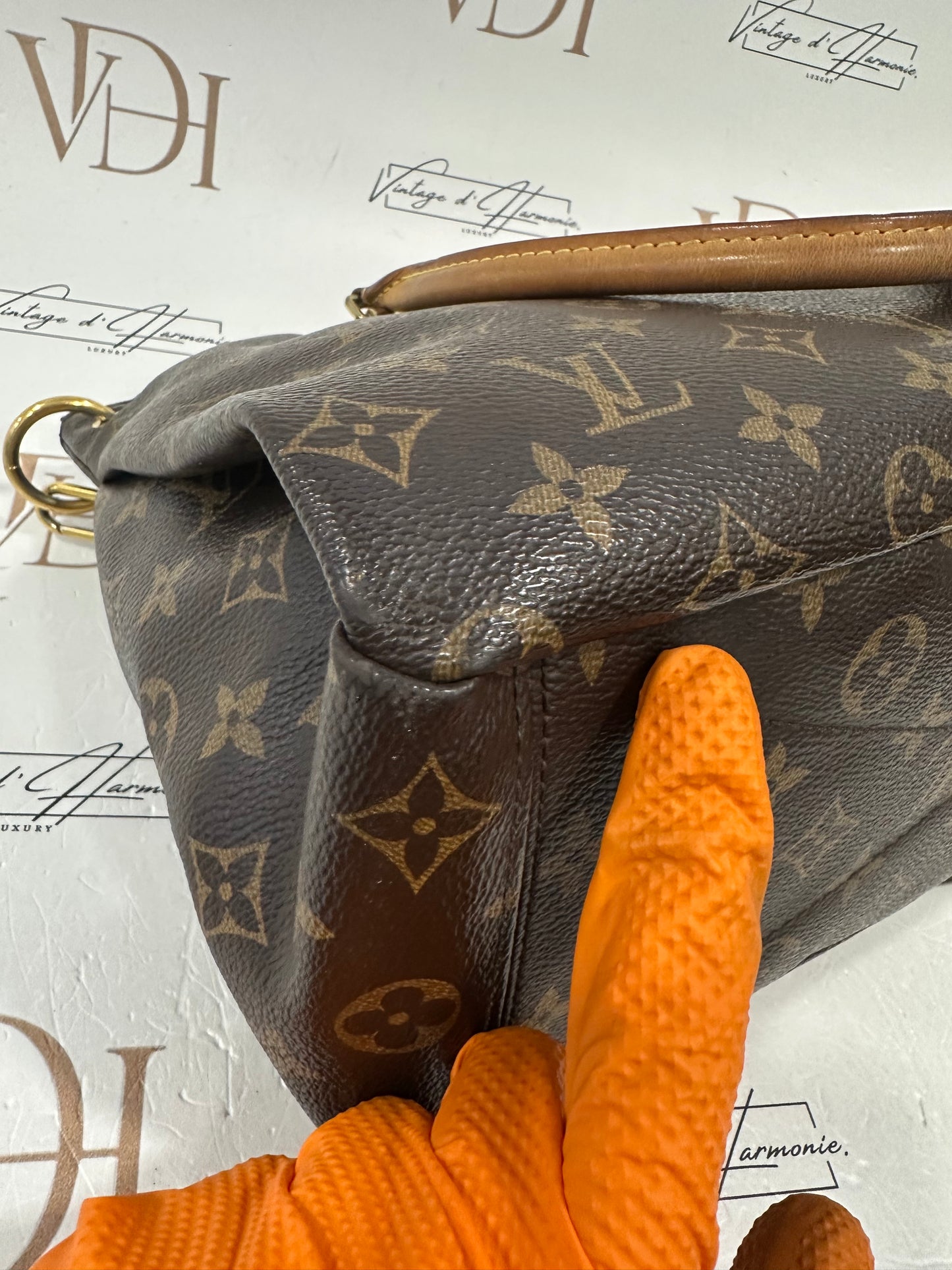 382945 -  - Louis Vuitton Pallas