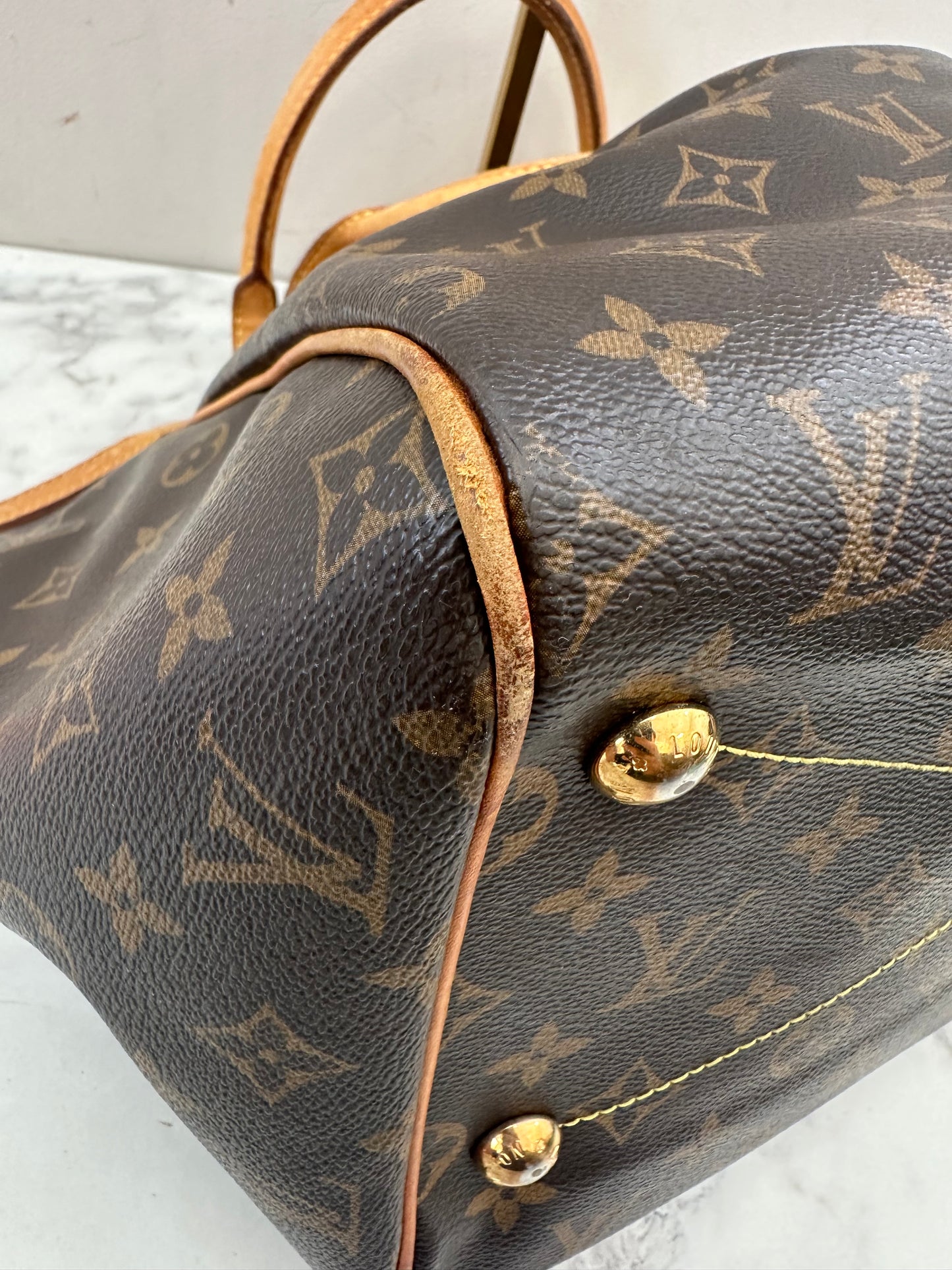 Louis Vuitton Tivoli GM