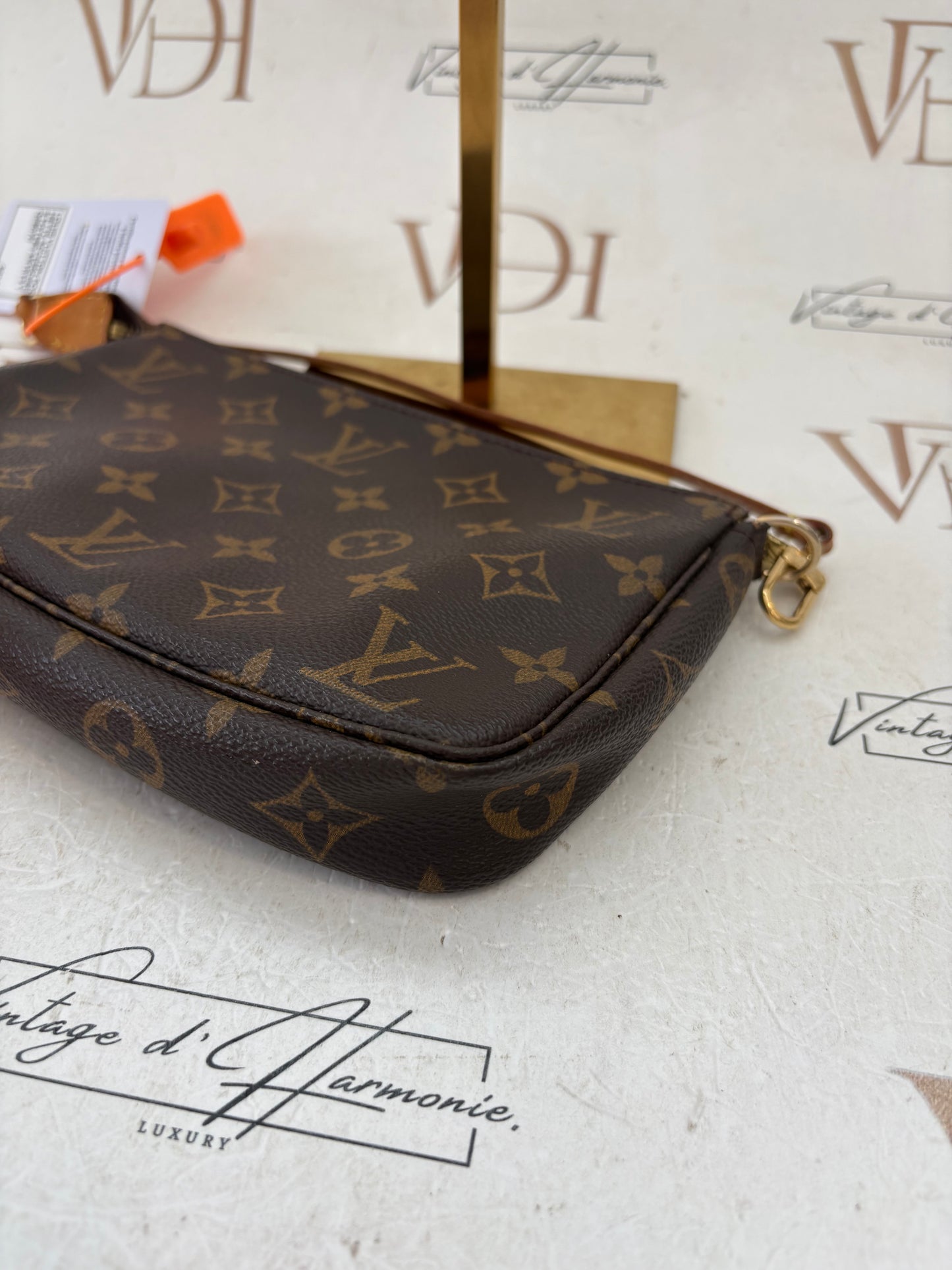 017270 - Louis Vuitton Pochette Accessoires