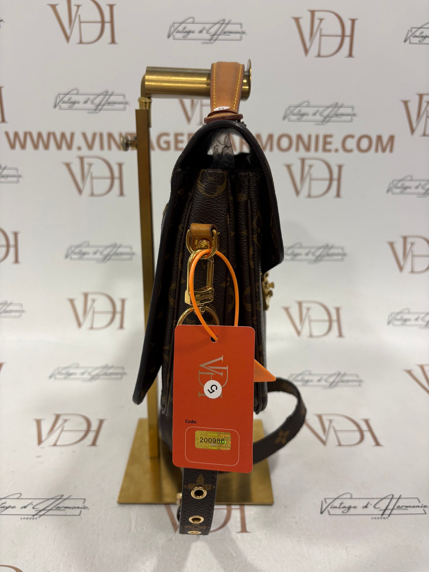 200986 - Louis Vuitton Metis