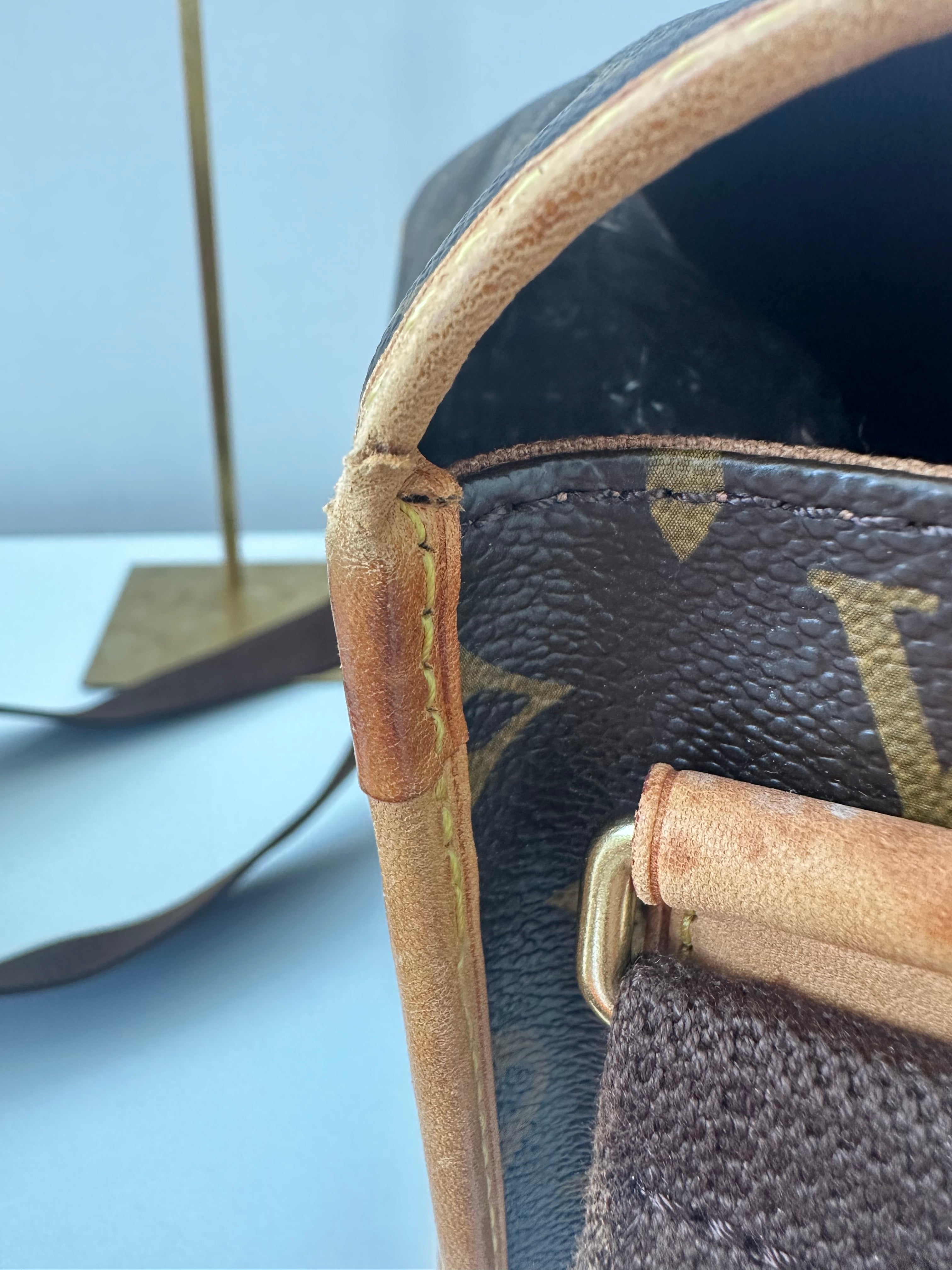 Louis Vuitton Messenger Bosphore PM