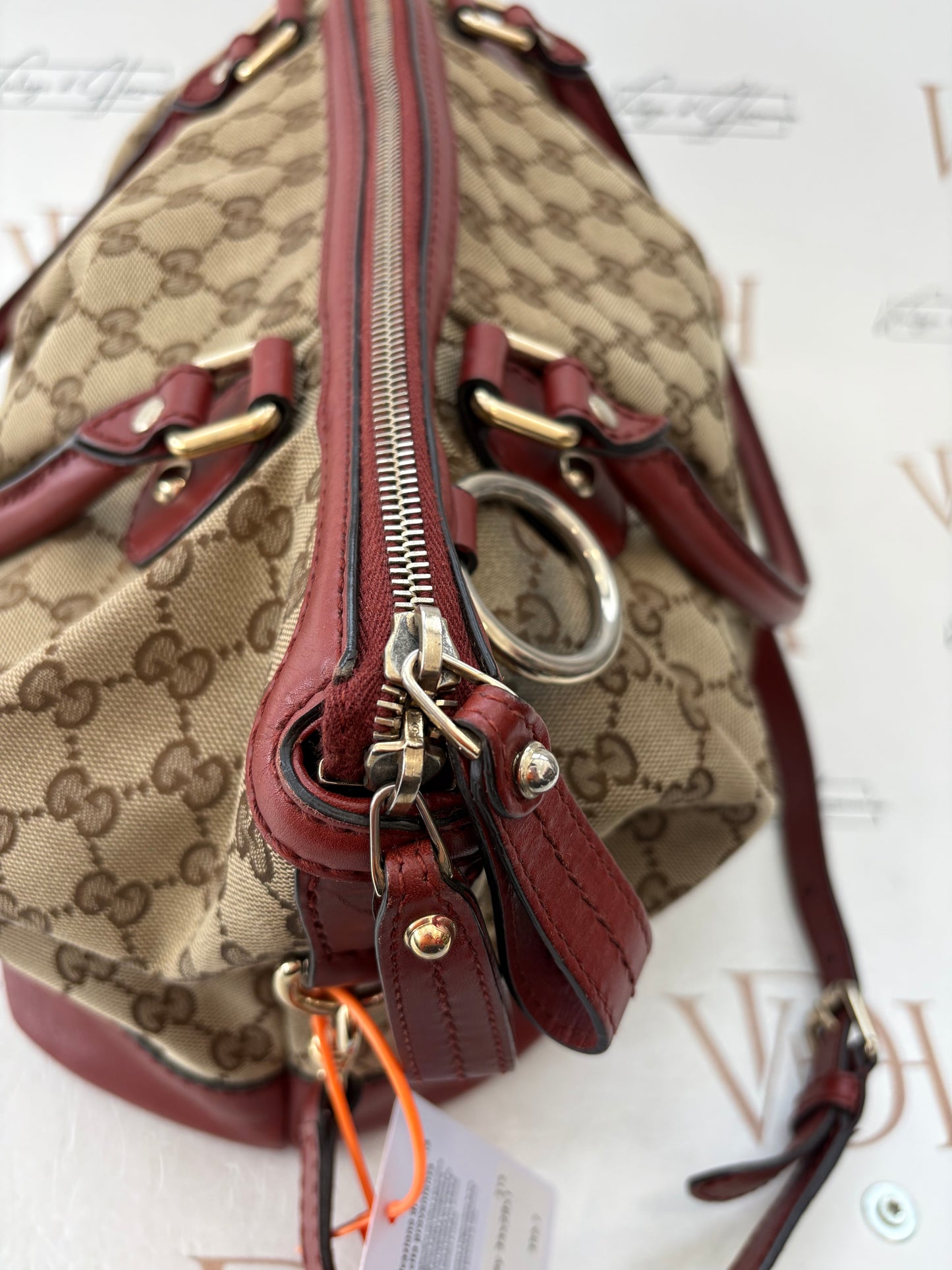 383175 - Gucci Sukey