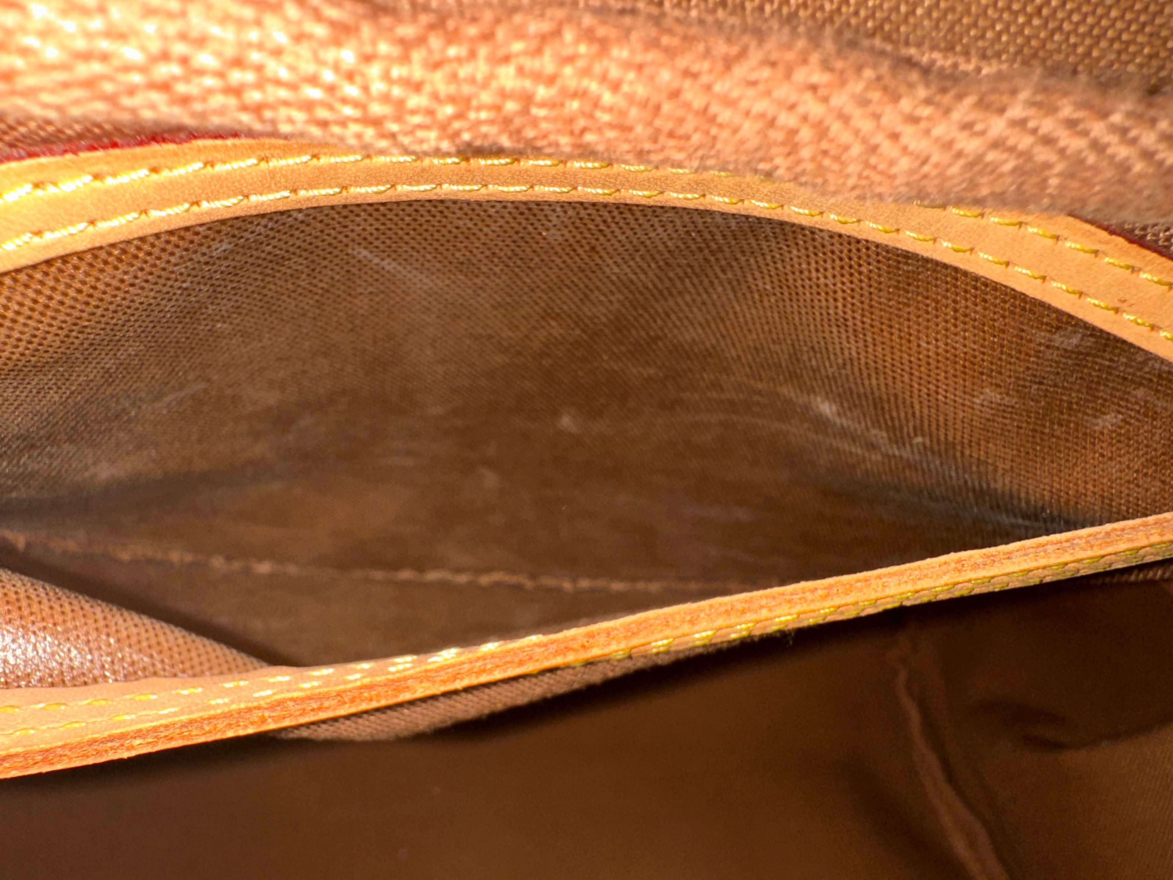 Louis Vuitton Montorgueil GM