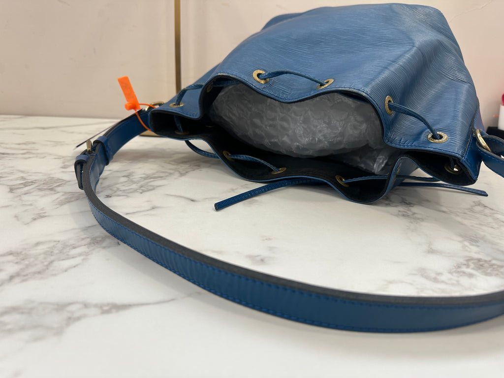 Louis Vuitton Petite Noé  Epi Blue