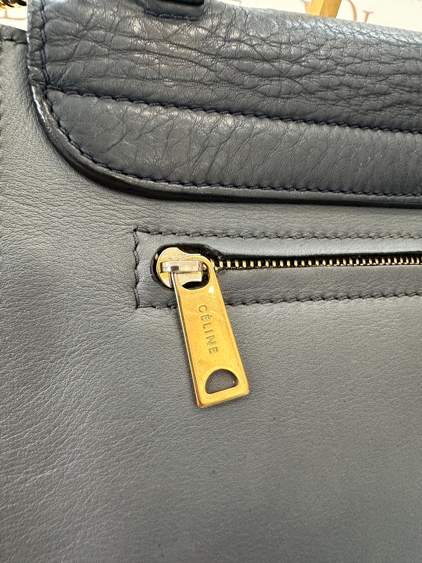 382607 - Celine Trapeze