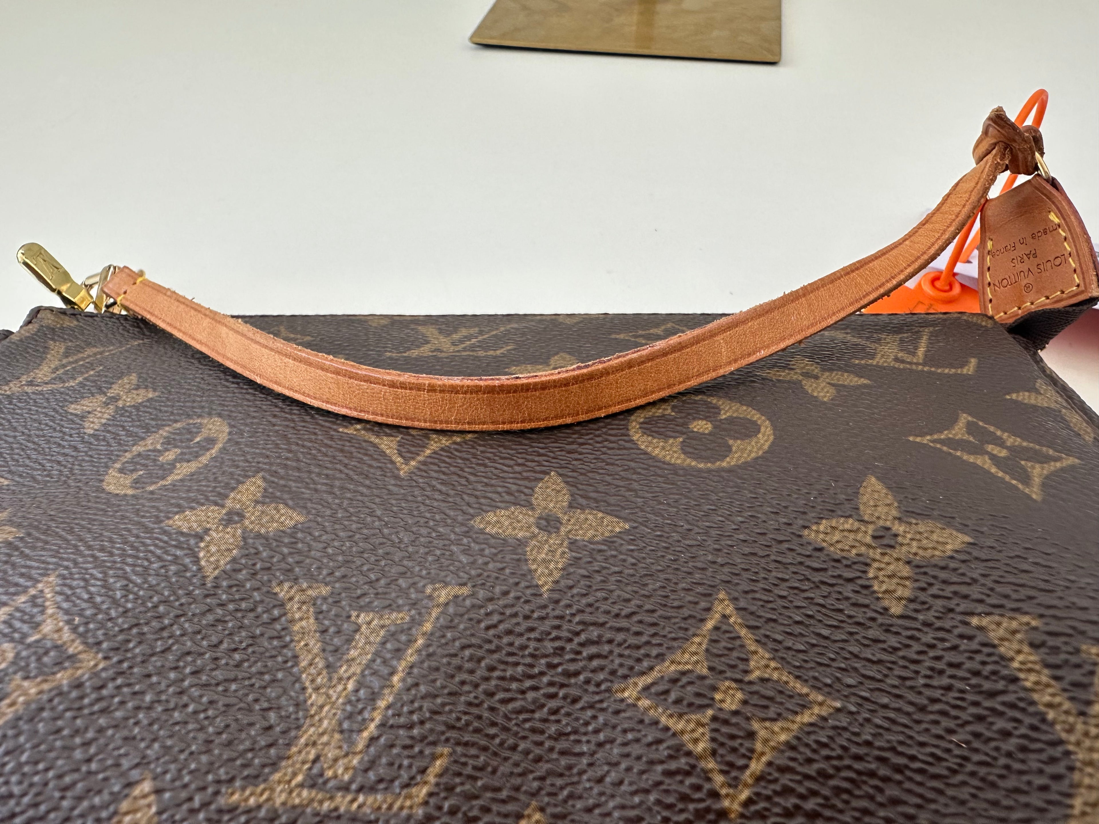 Louis Vuitton Pochette