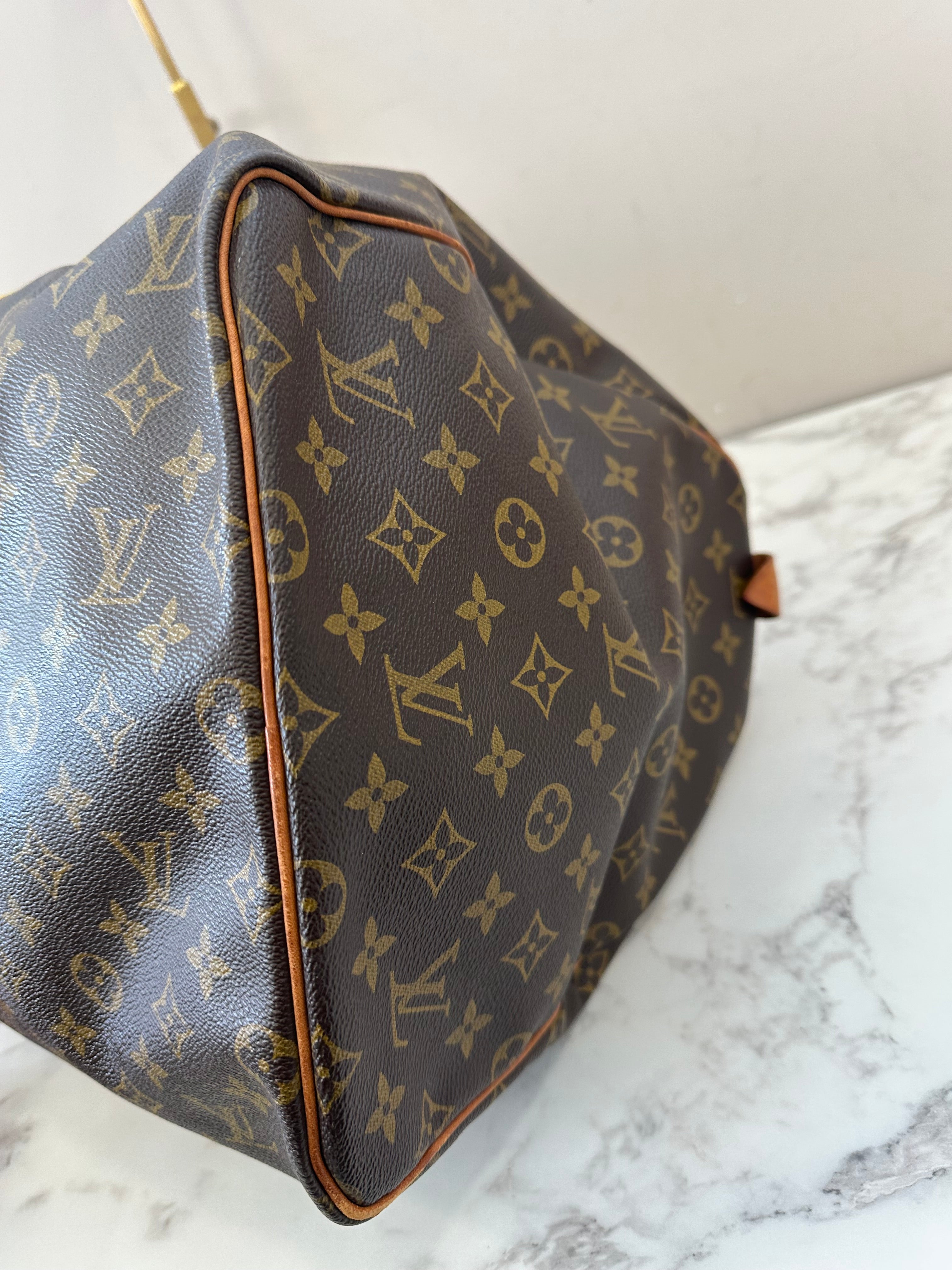 Louis Vuitton Keepall 55