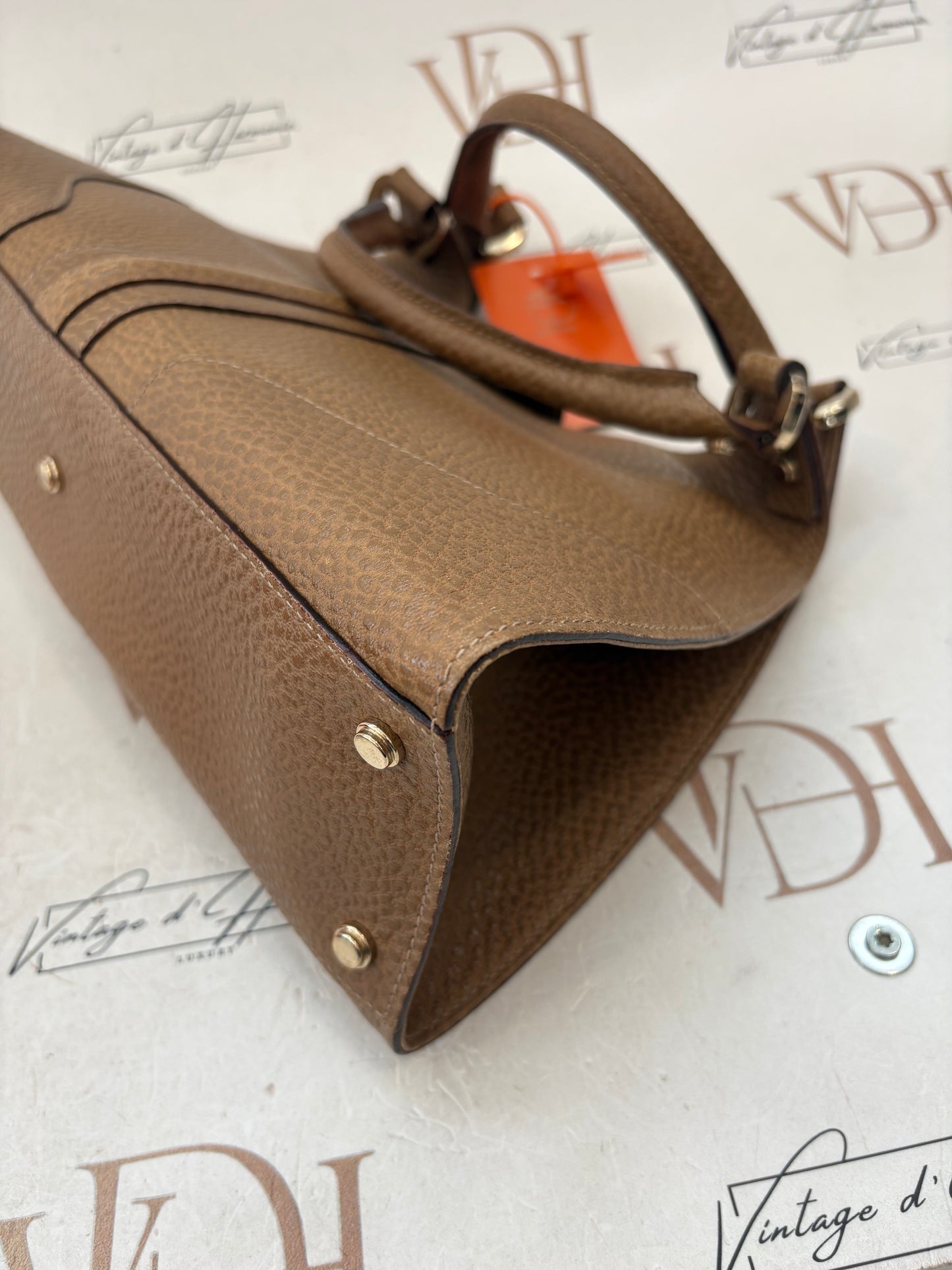 018093 - Gucci Brown Junco