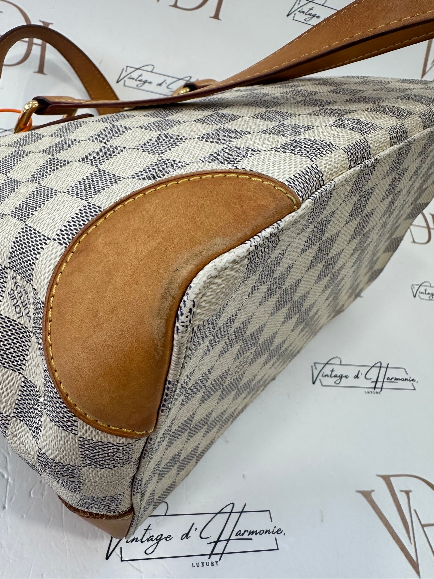 017921 - Louis Vuitton Azur Hampstead PM