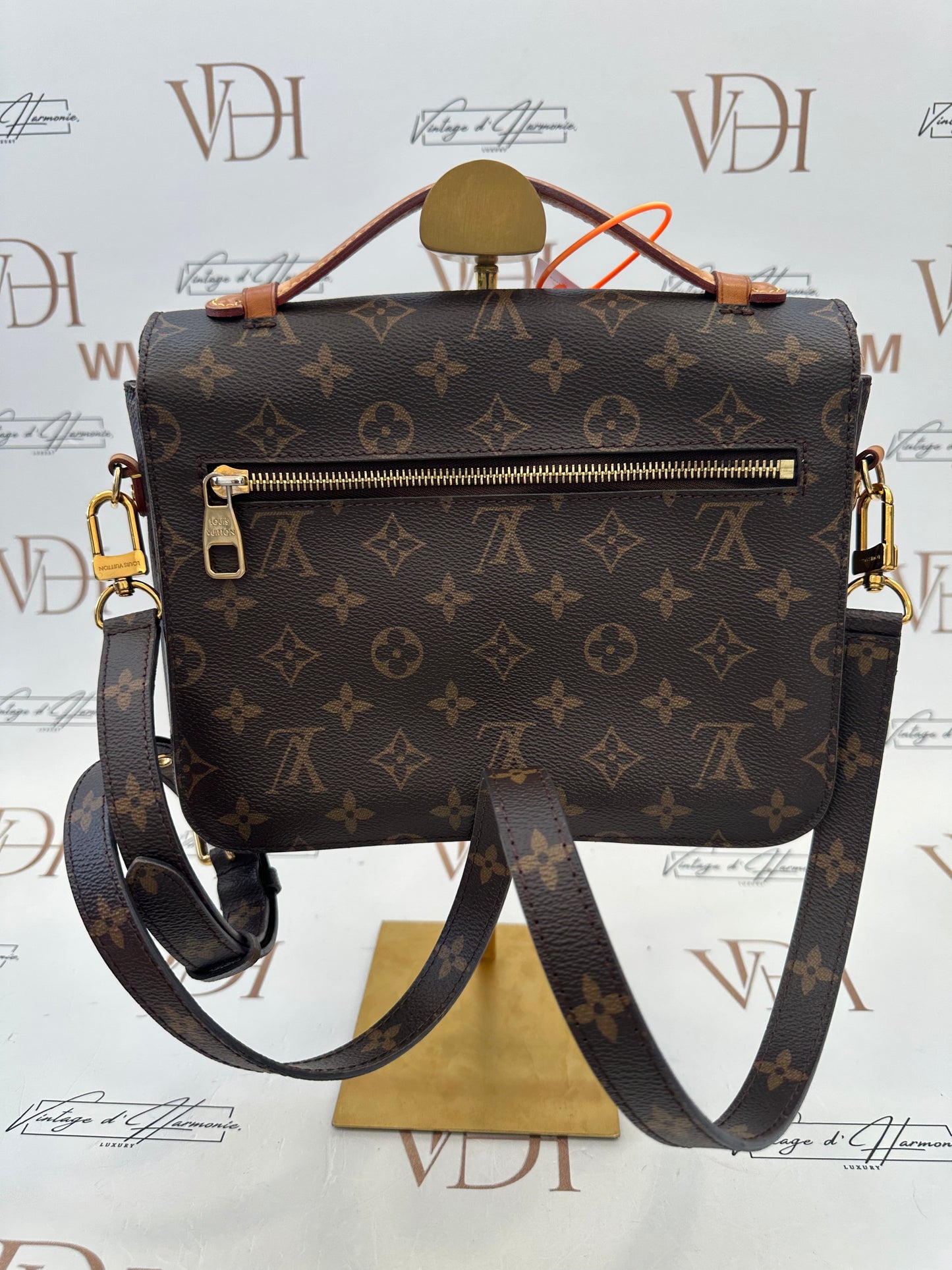 382659 - Louis Vuitton Metis