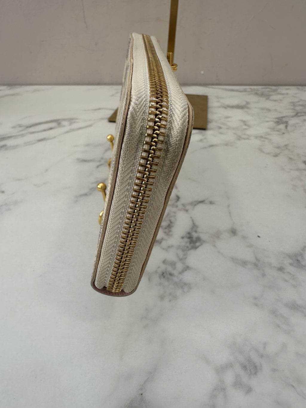 Louis Vuitton Azur Portefeuille Clemence Zippy Wallet