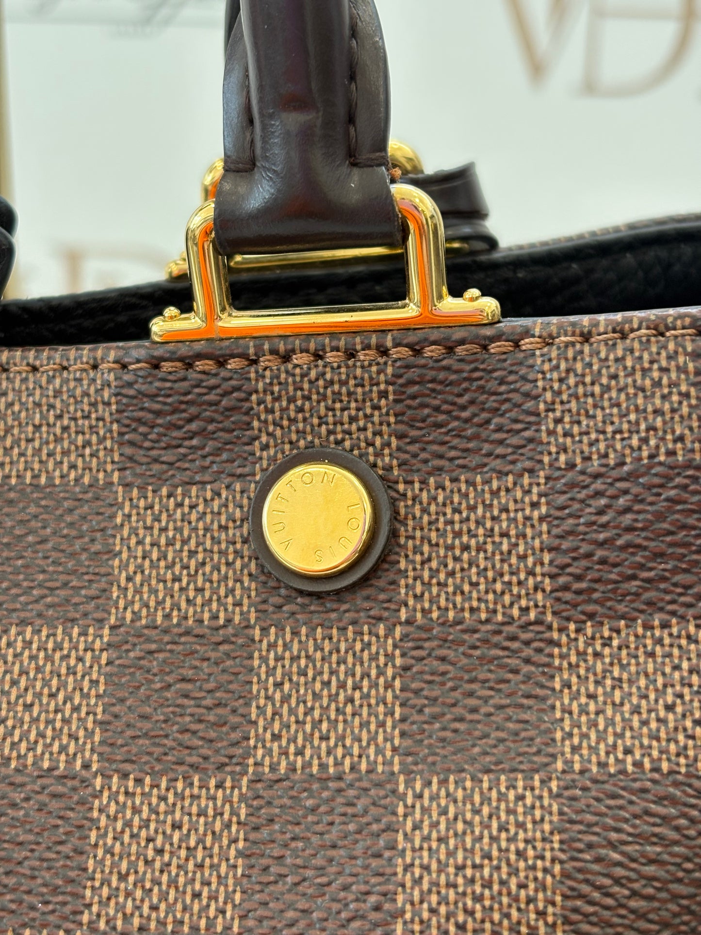 017111 - Louis Vuitton Brittany