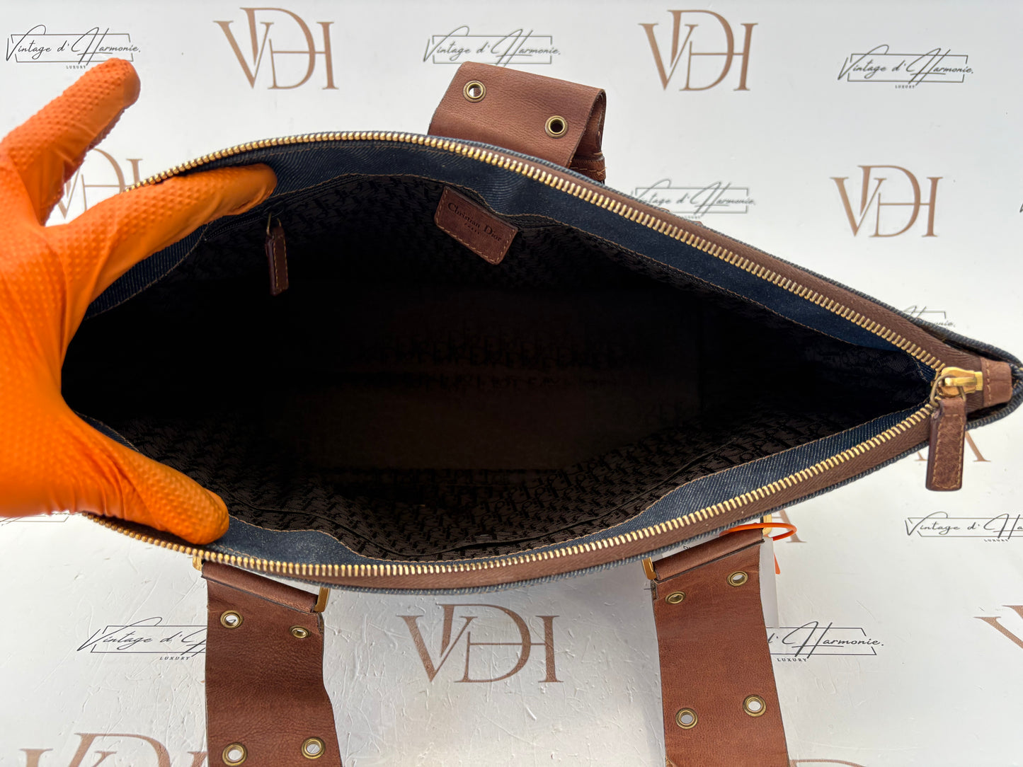 018158 - Christian Dior Blue Denim Street