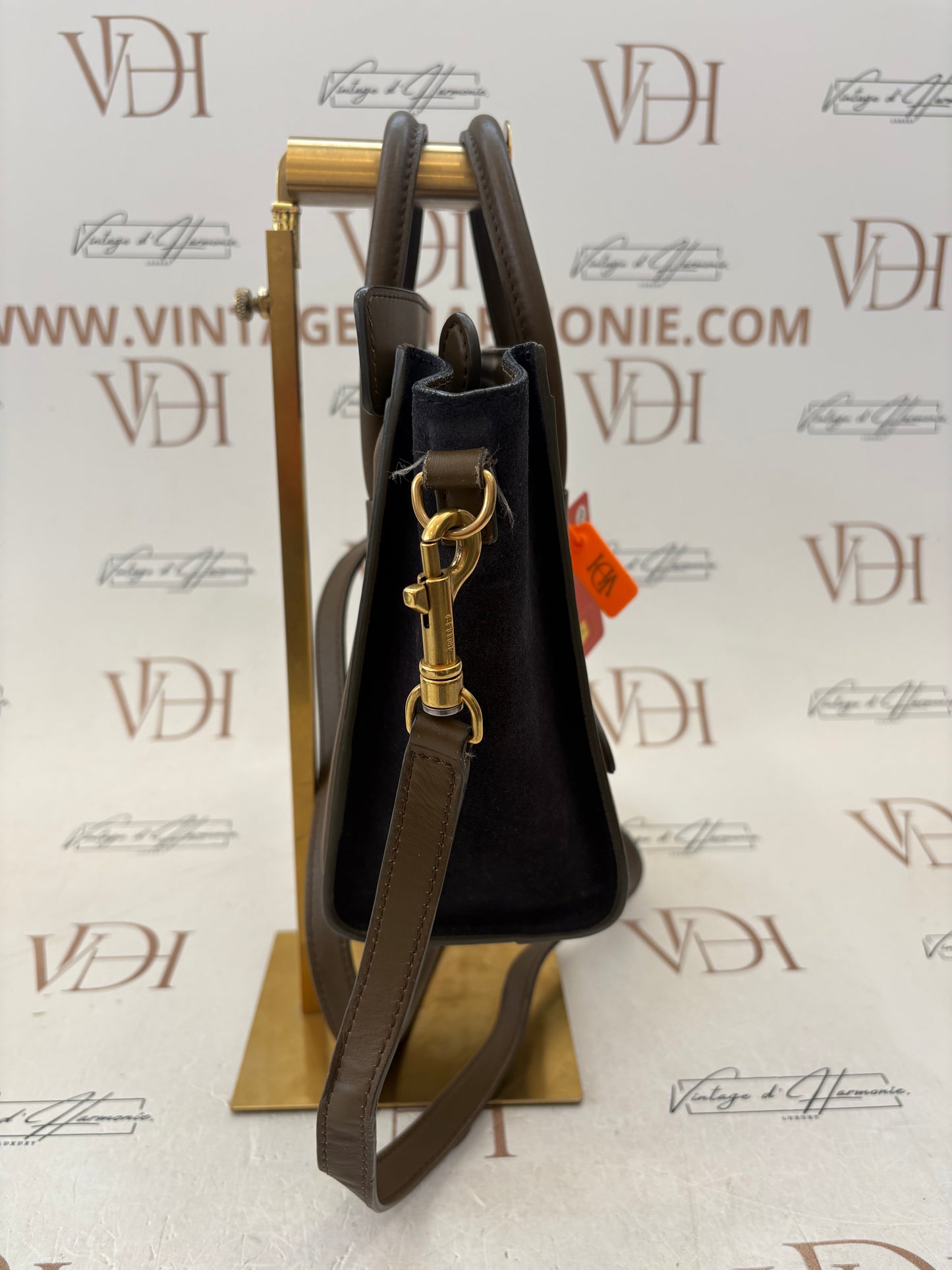 384195 - Céline Luggage