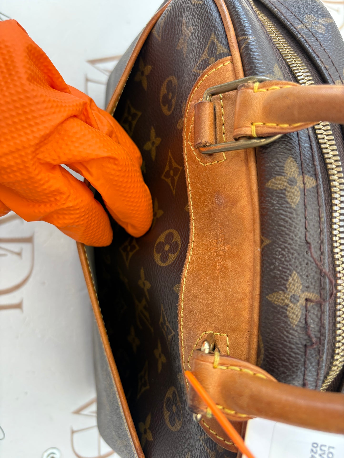 018090 - Louis Vuitton Trouville
