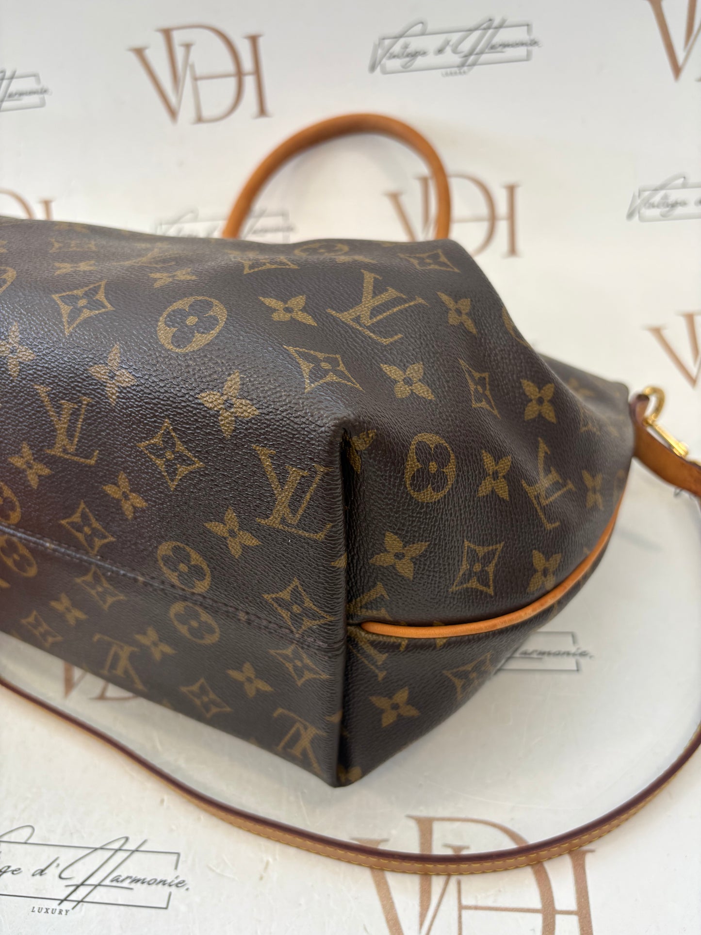 384088 - Louis Vuitton Turenne