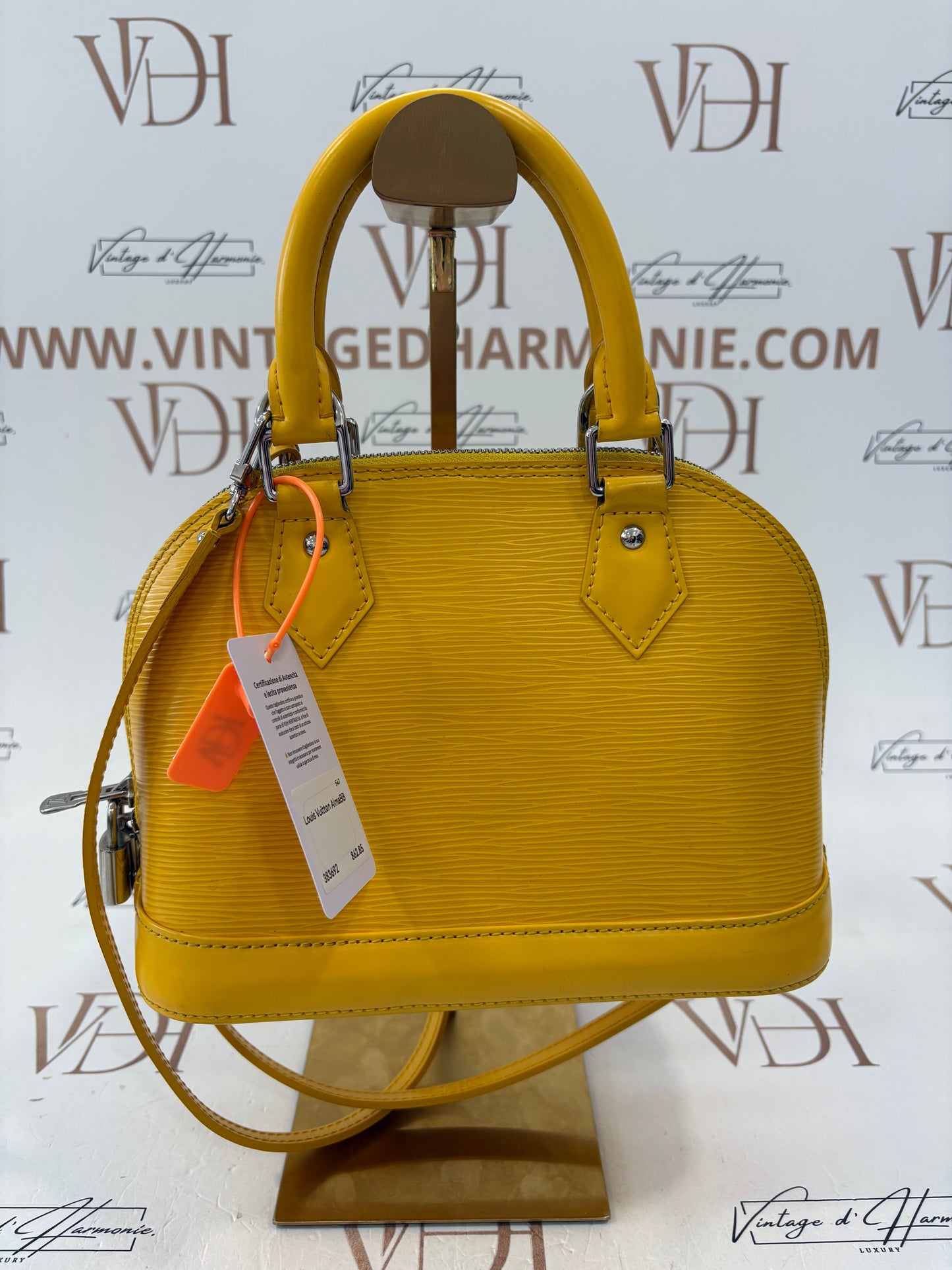 383692 - Louis Vuitton Alma BB Epi Yellow