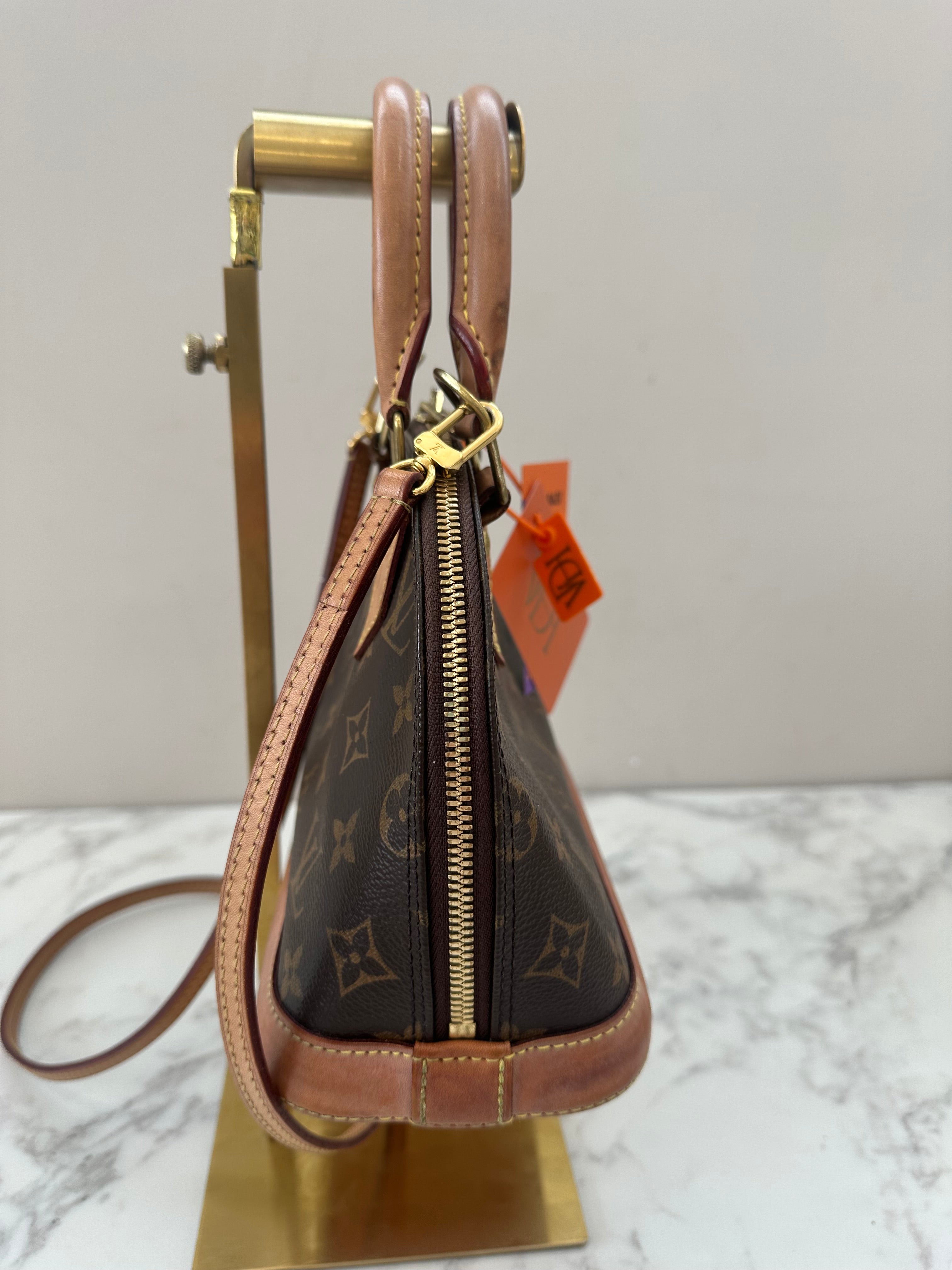 Louis Vuitton Alma BB Monogram
