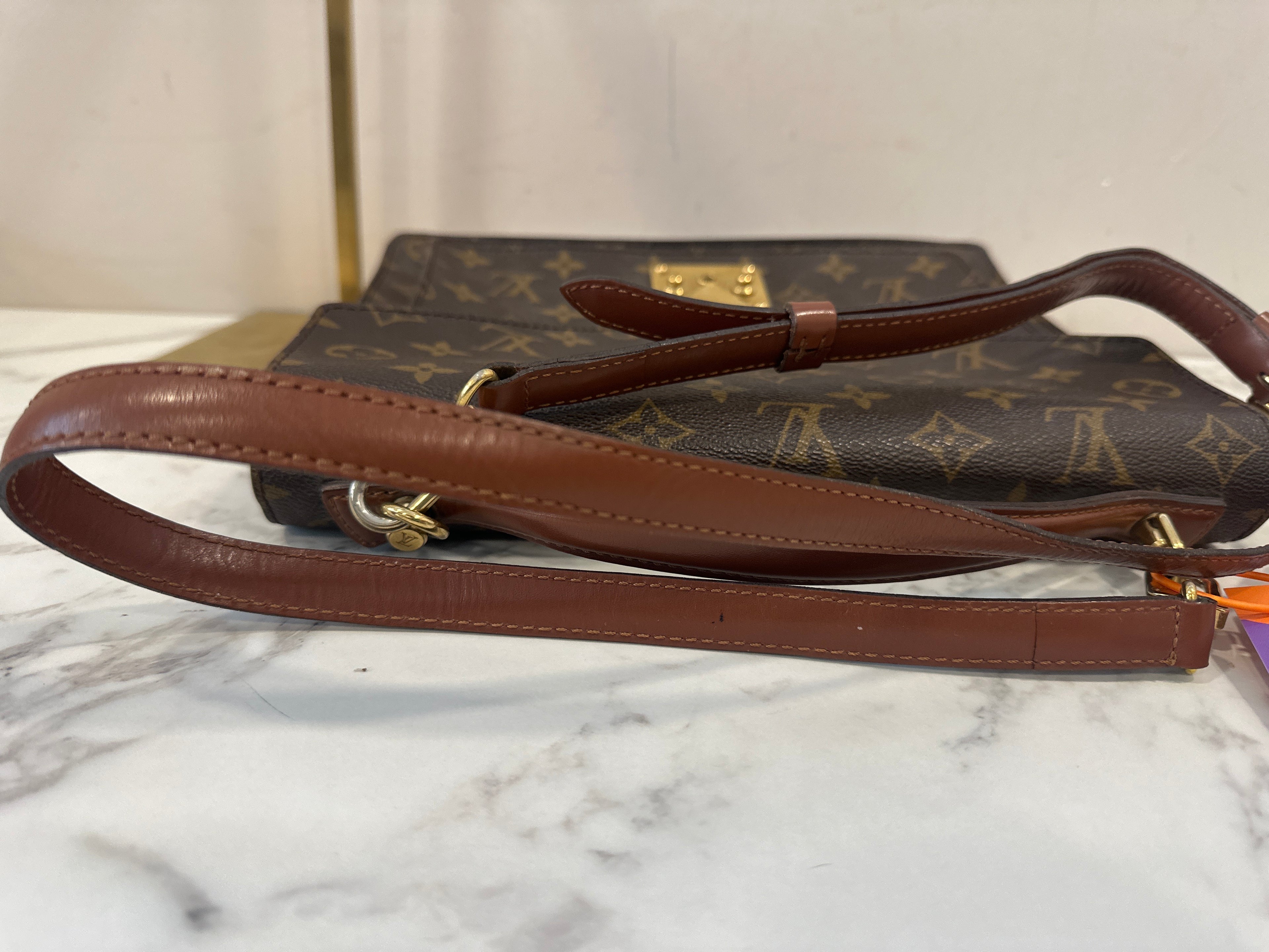 Louis Vuitton Monceau 28