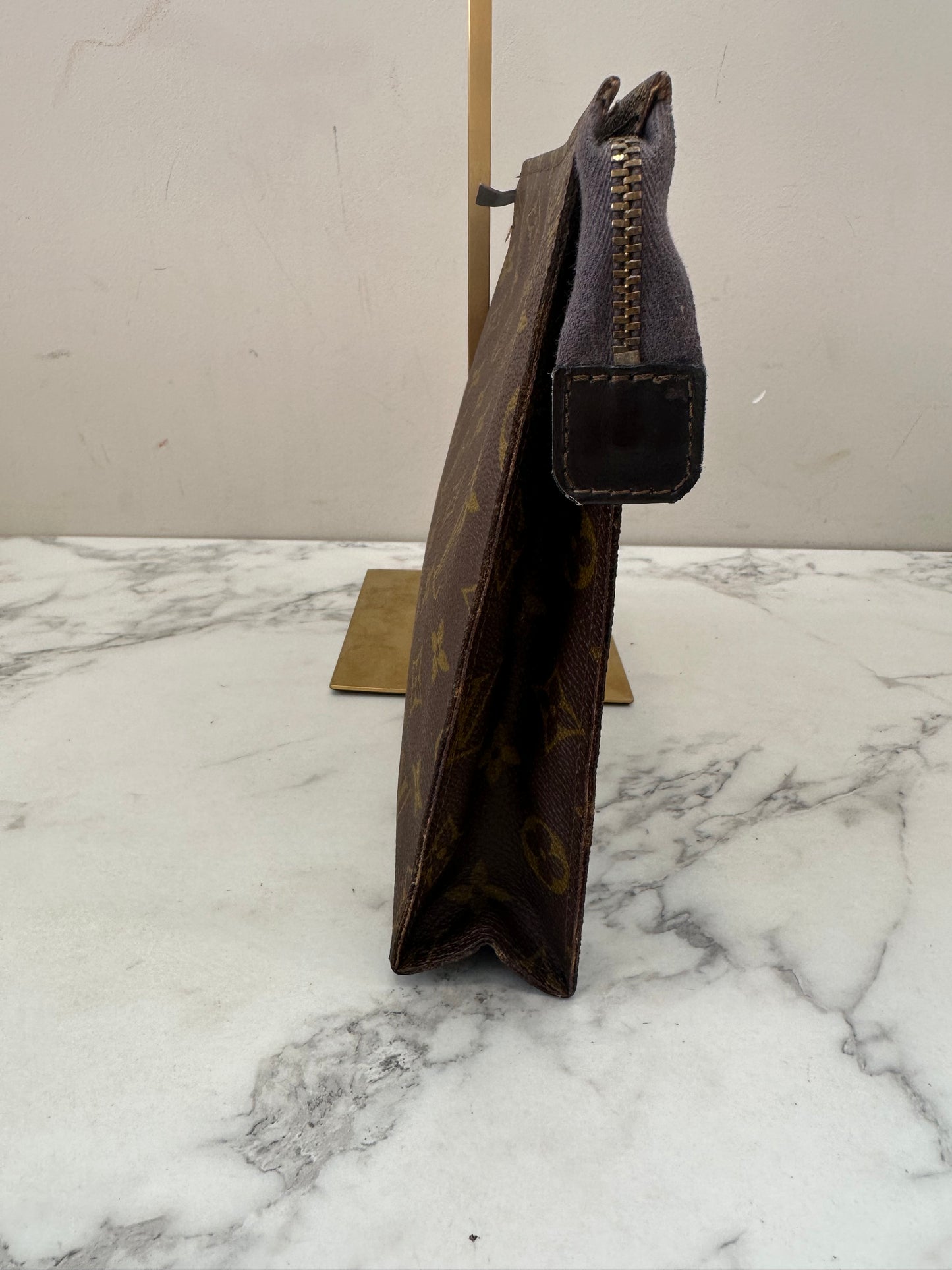 Louis Vuitton Toilette 26