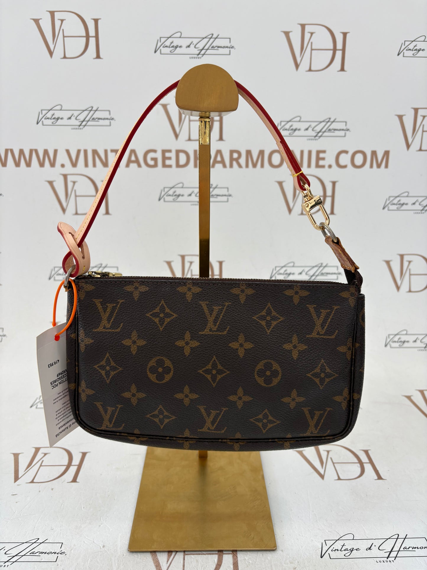 018743 - Louis Vuitton Pochette Accessoires