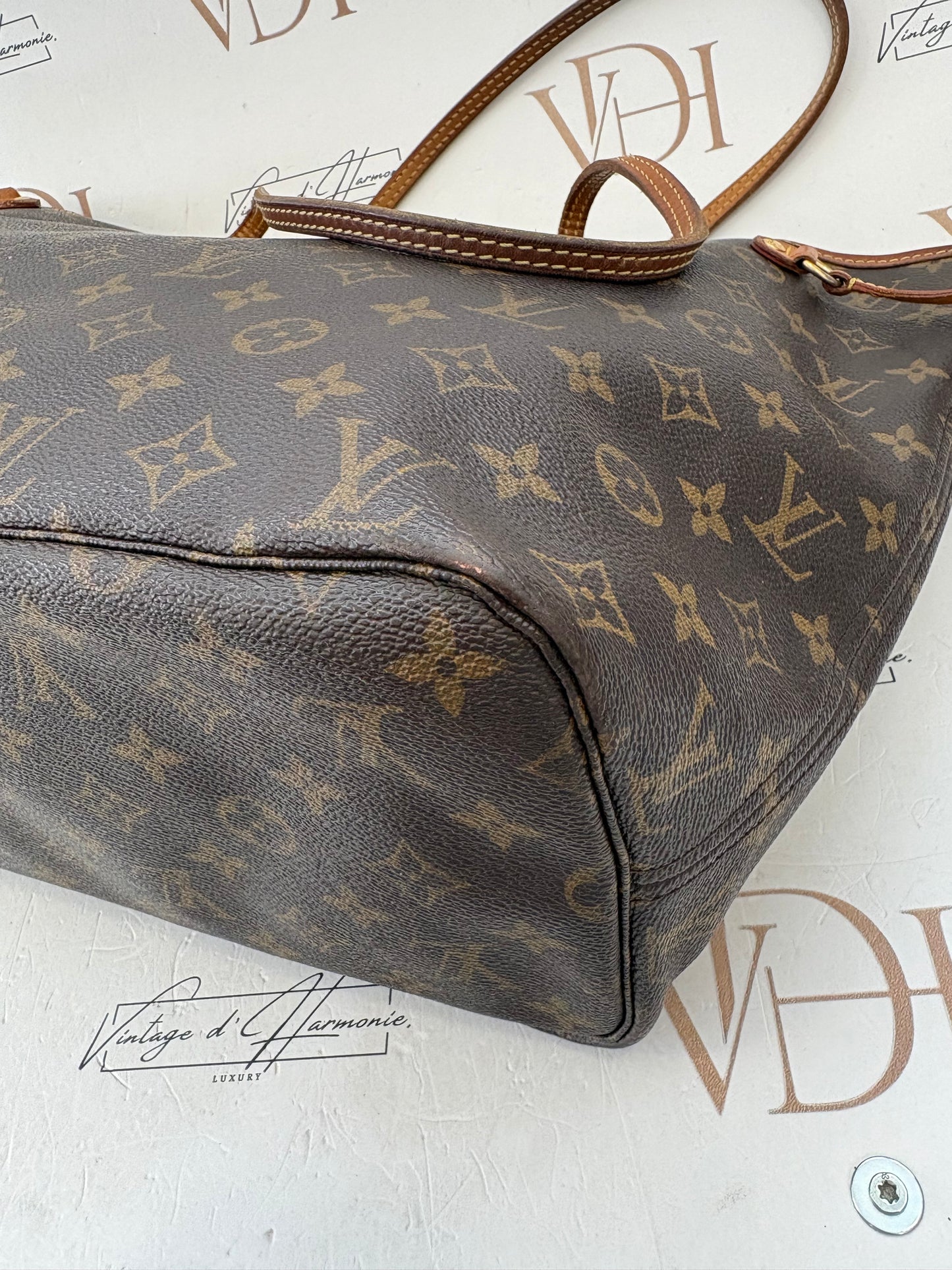 017690 - Louis Vuitton Neverfull MM