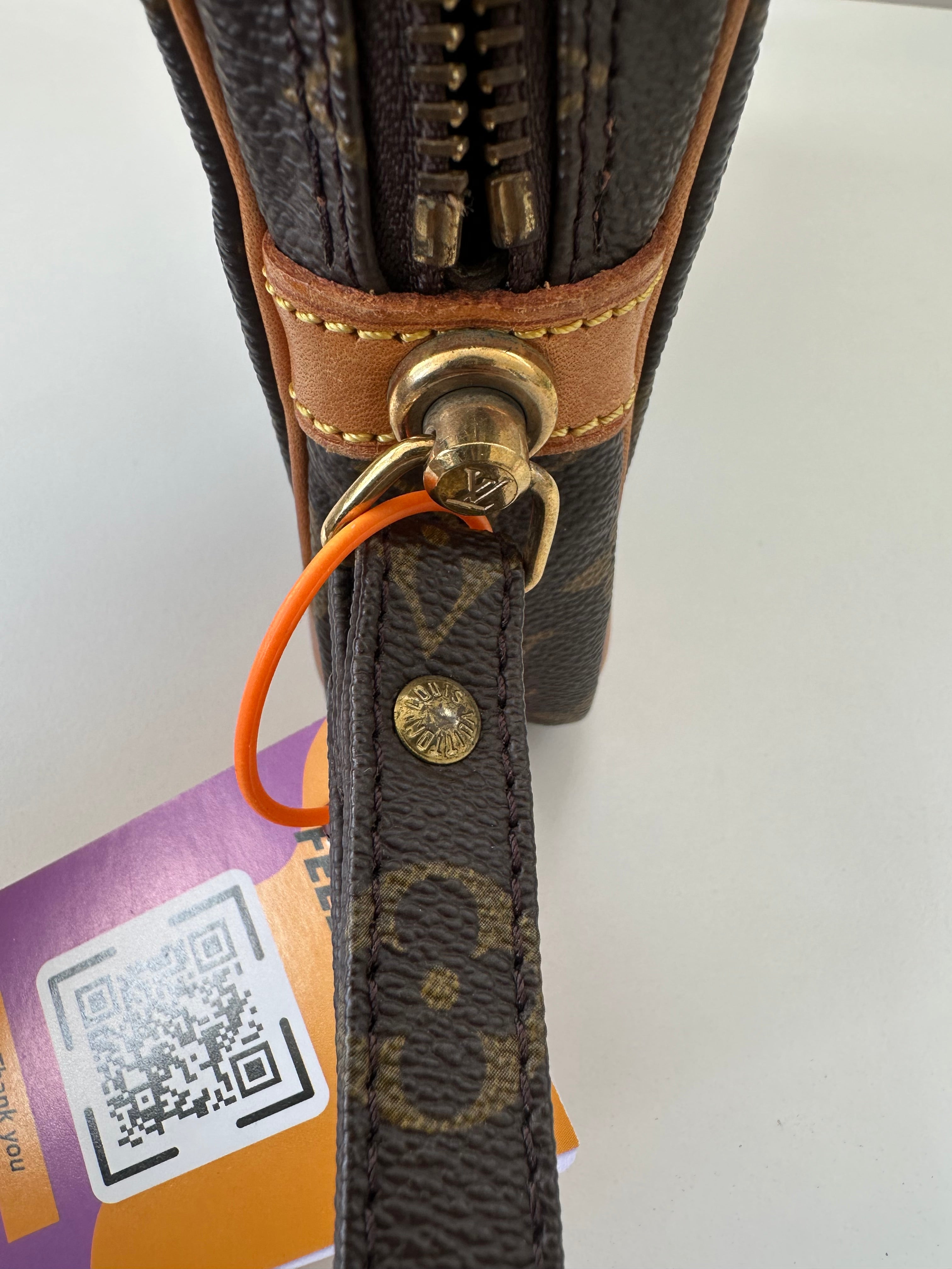 Louis Vuitton Dragonne GM