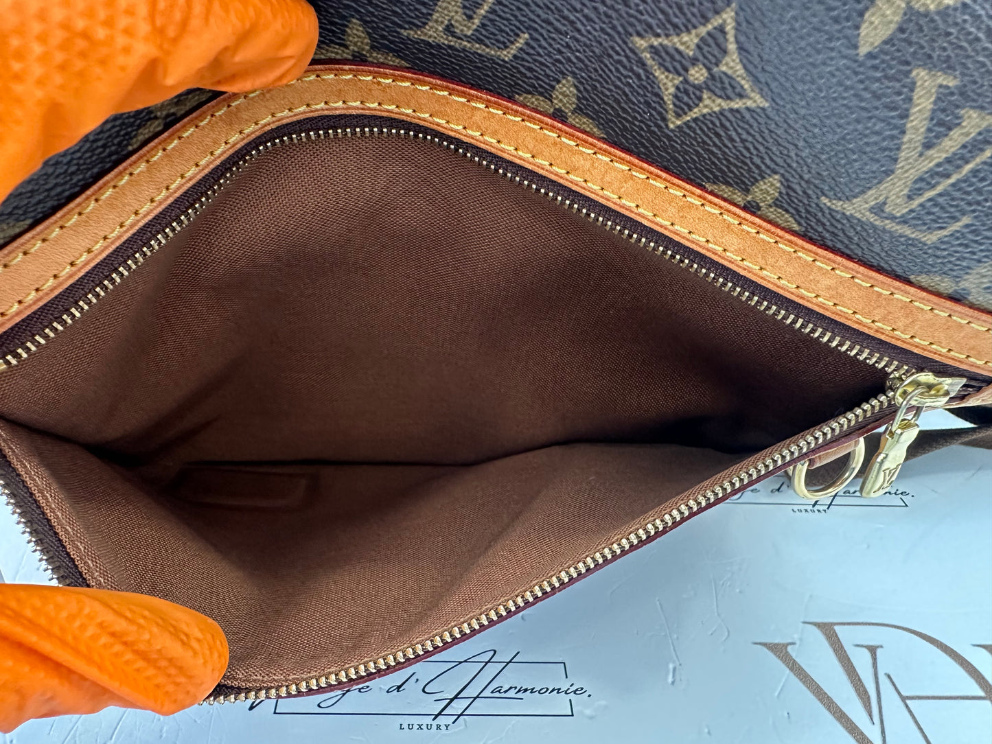 017996 - Louis Vuitton Messenger Bosphore PM