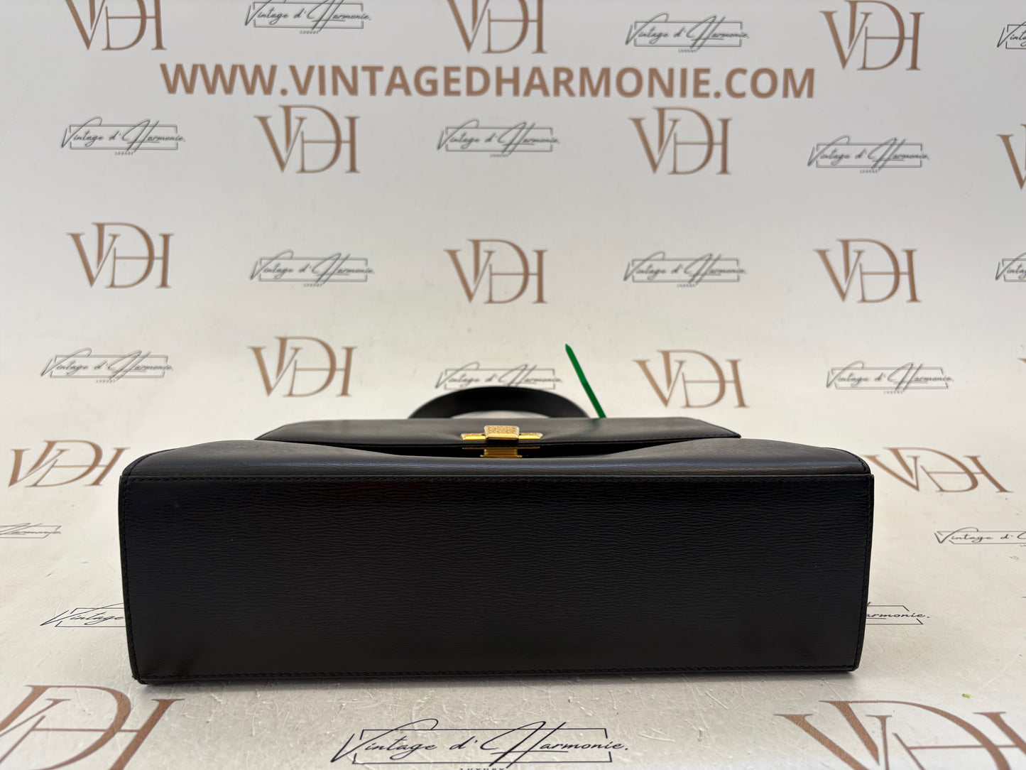 017087 - Christian Dior Black