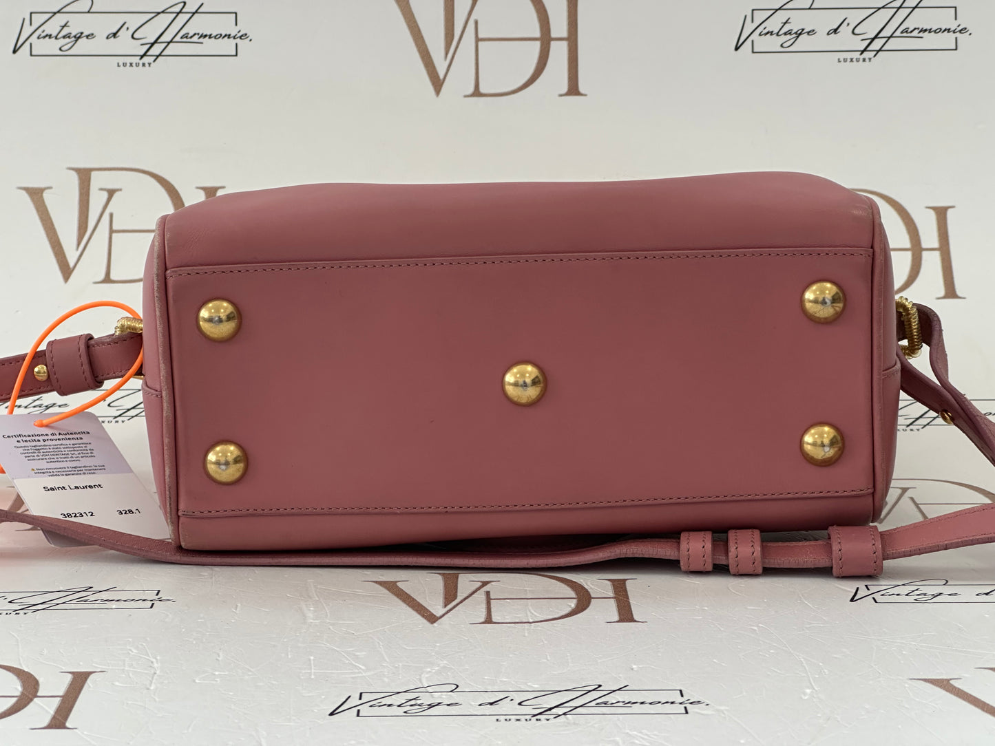 382312 - Saint Laurent