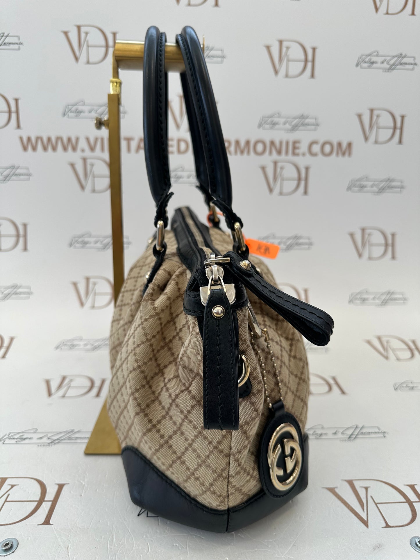 382490 - Gucci Sukey