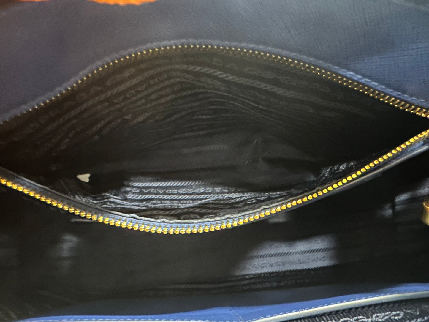 382955 - Prada Galleria Blu