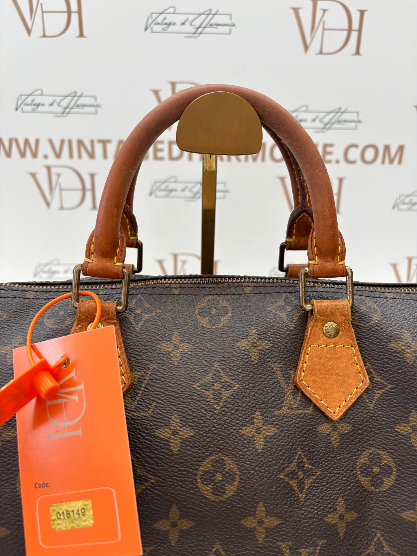 018149 - Louis Vuitton Speedy 30