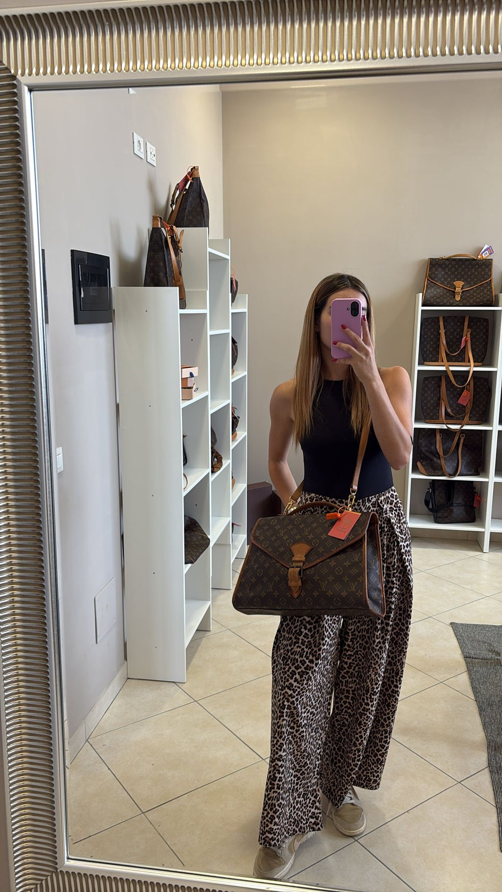 Louis Vuitton Beverly Business