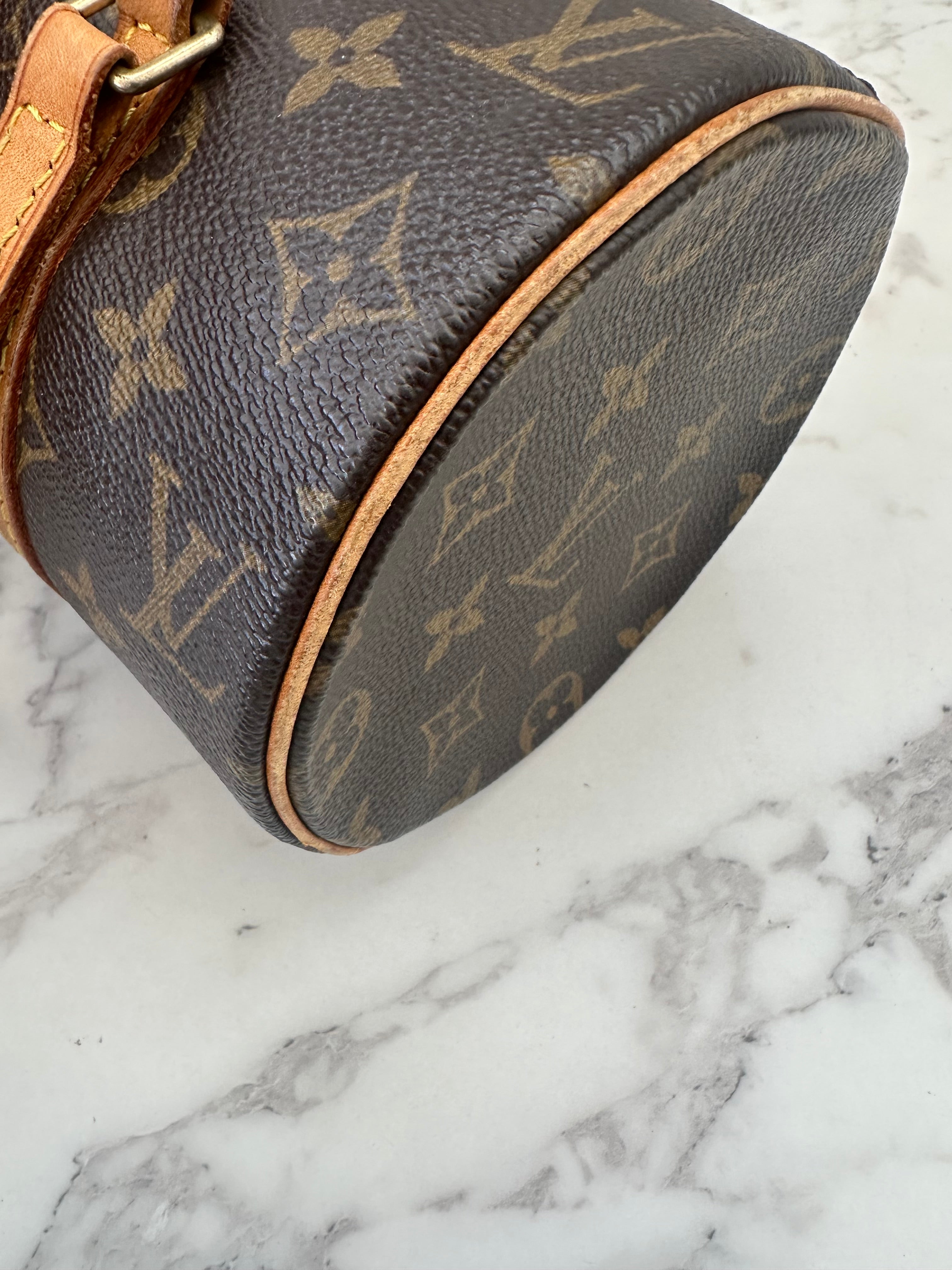 Louis Vuitton Papillon 26