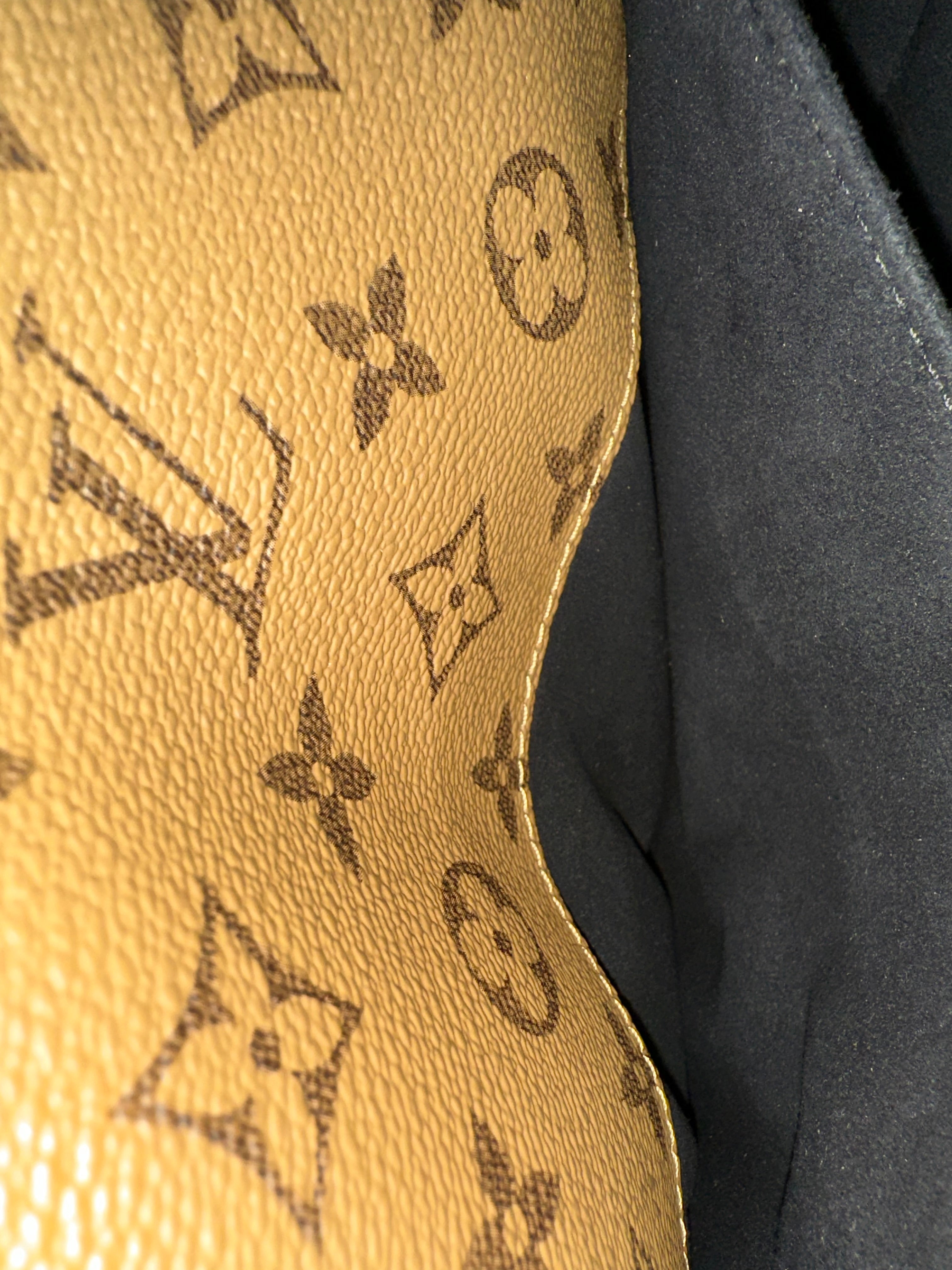 Louis Vuitton Metis Reverse