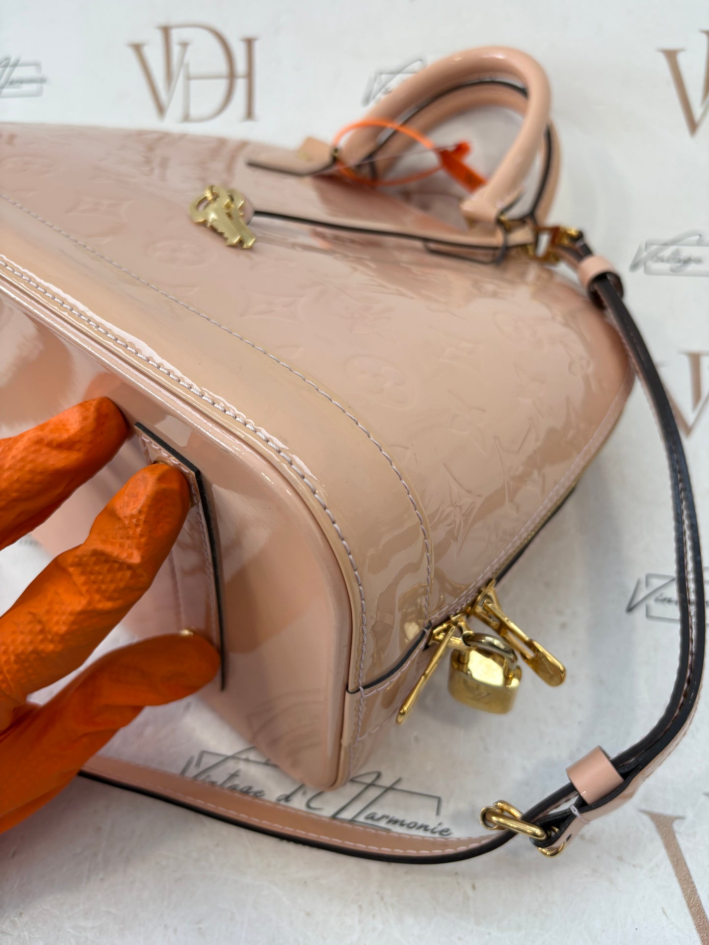 201158 - Louis Vuitton Alma