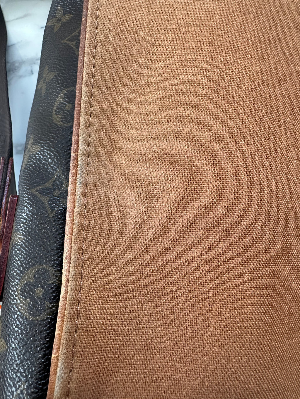 Louis Vuitton Abbesses