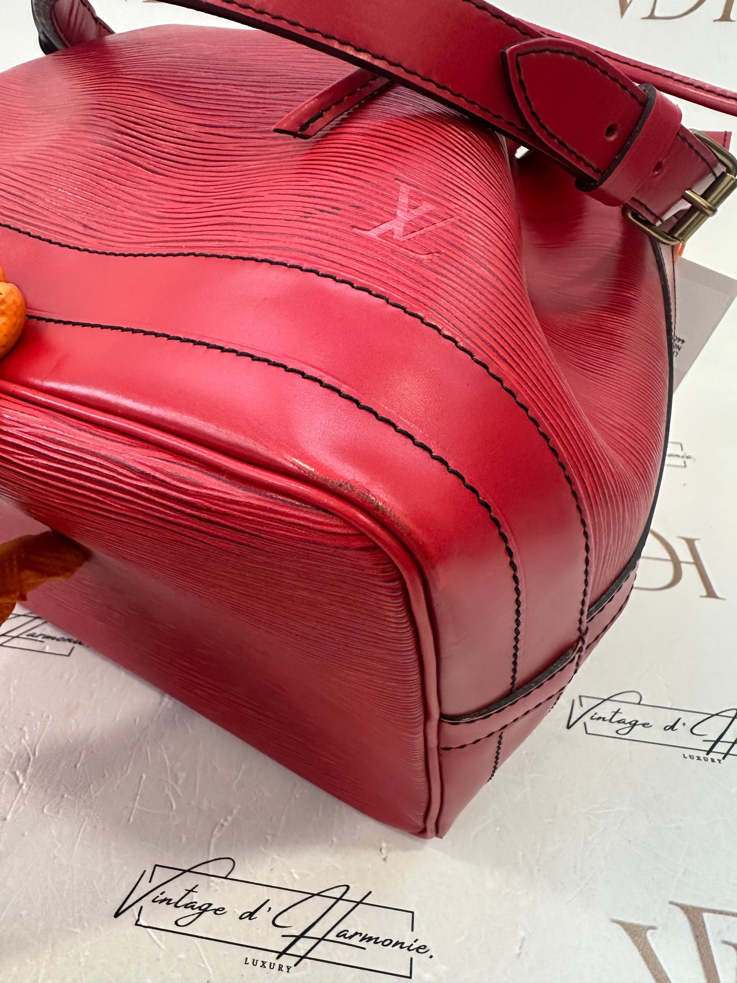 017924 - Louis Vuitton Red Epi