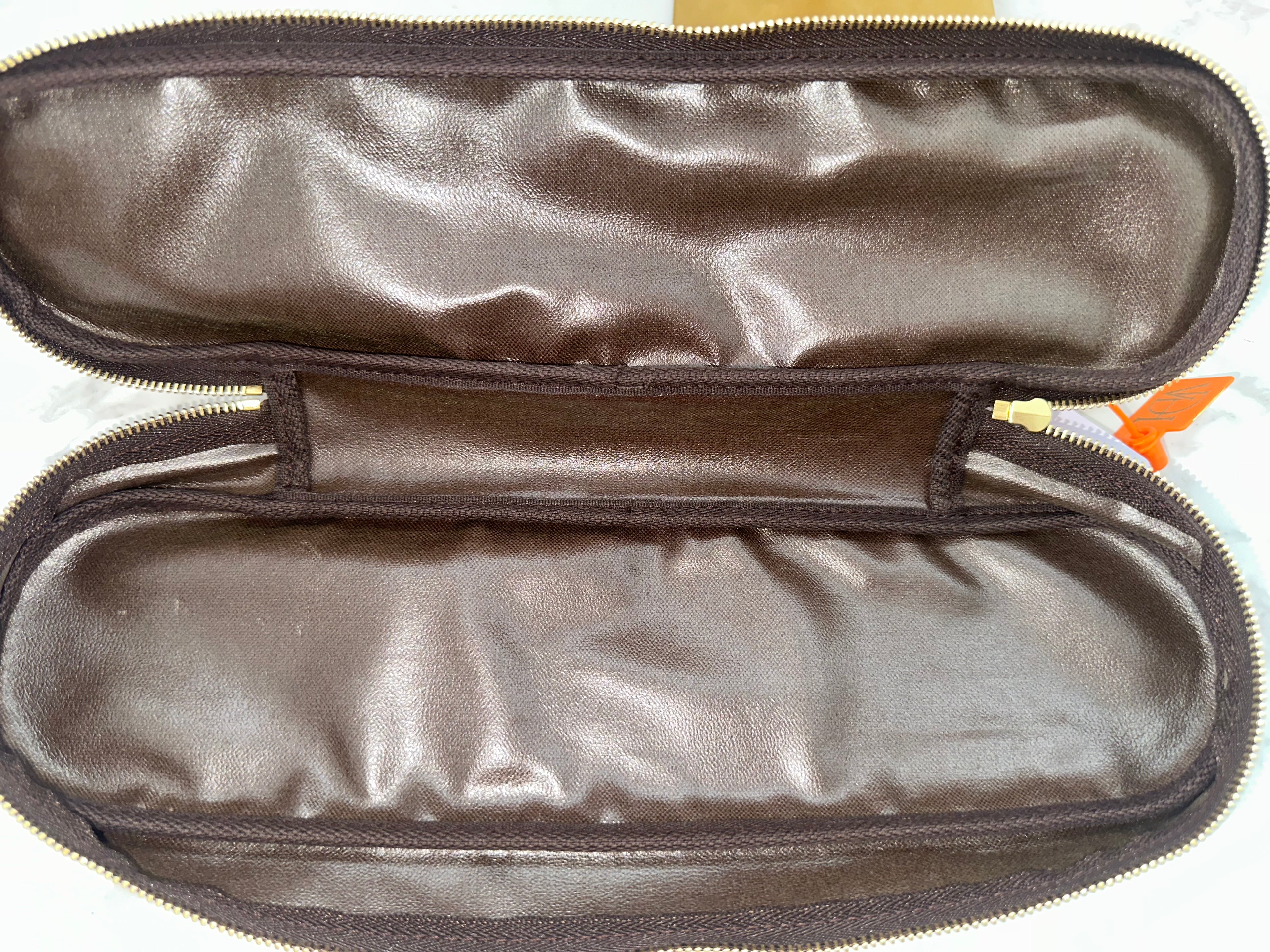 Louis Vuitton Astuccio