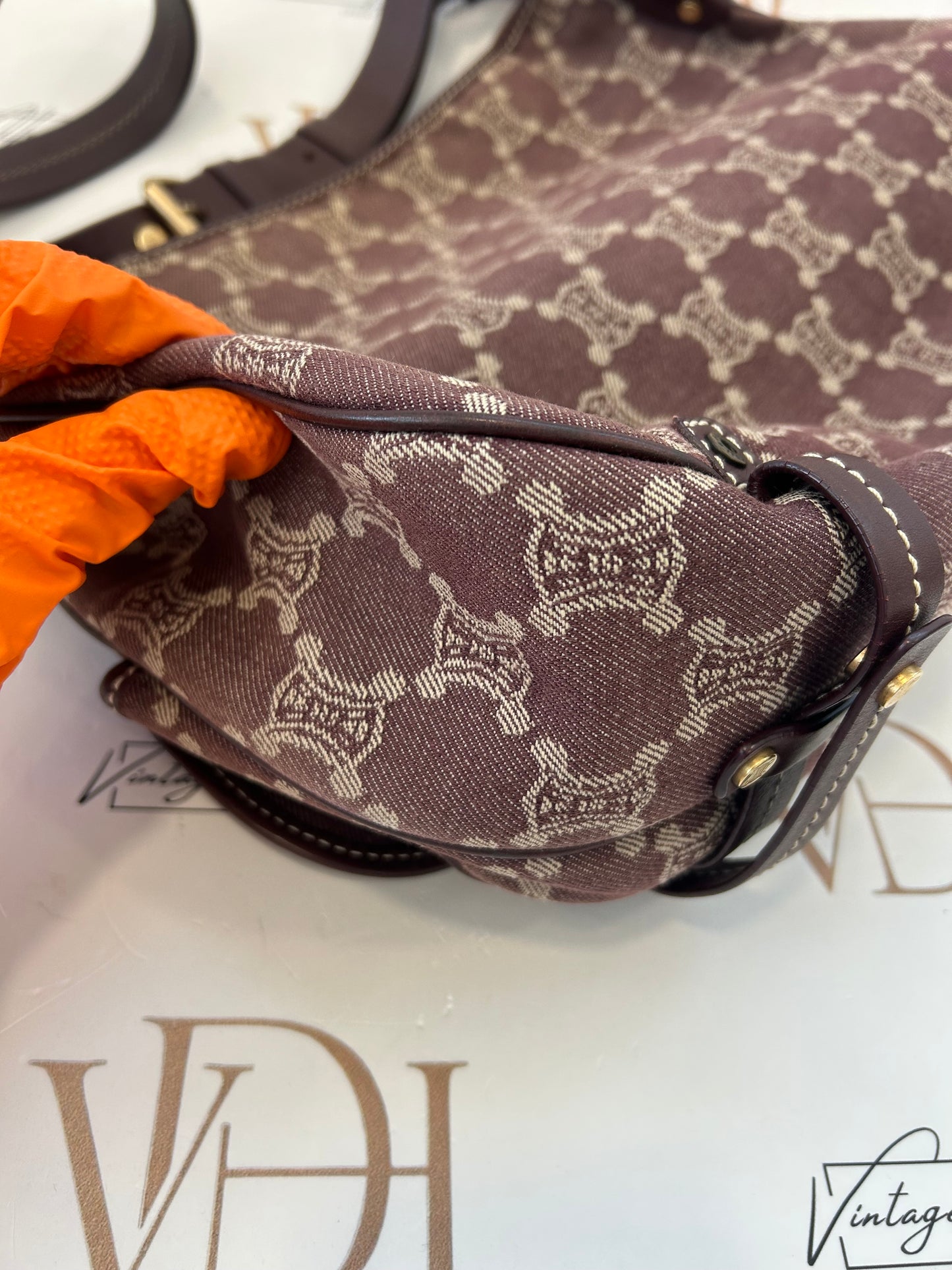 017039 - Celine Brown Macadam Shoulder