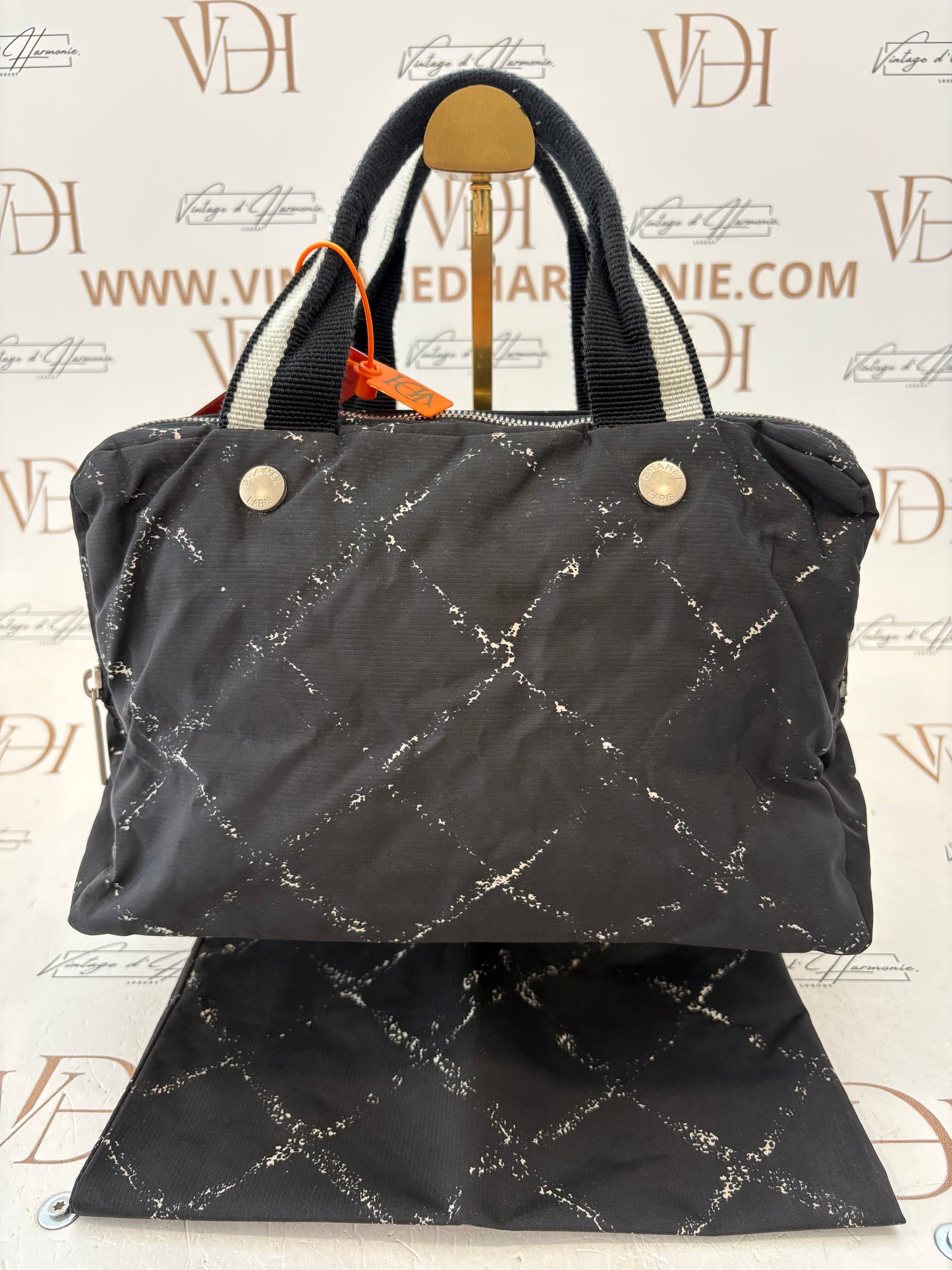018334 - Chanel Jacquard Travel Line